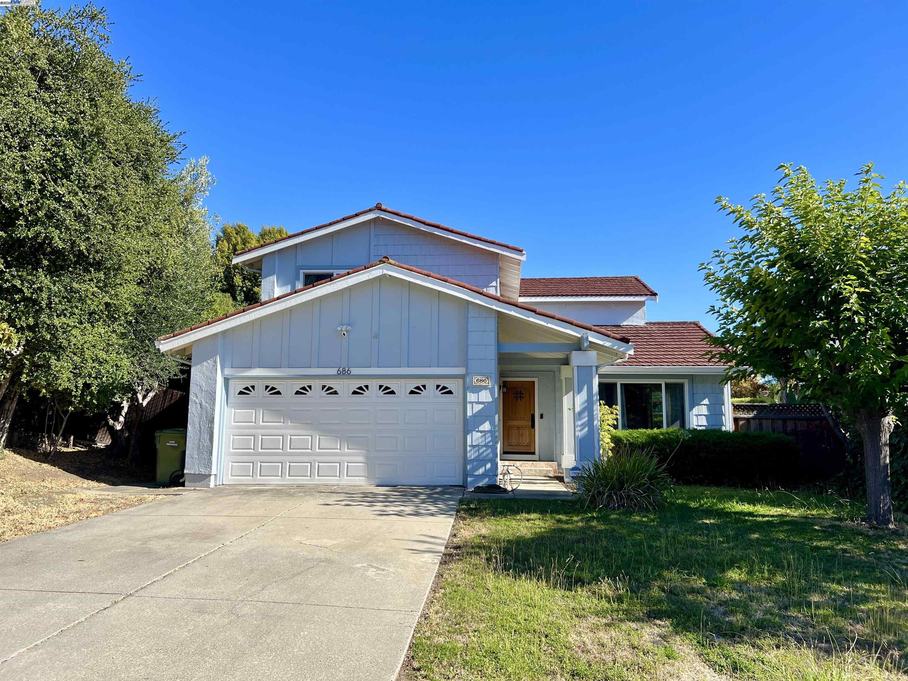 Detail Gallery Image 1 of 1 For 686 Santos Ct, Milpitas,  CA 95035 - 4 Beds | 2/1 Baths