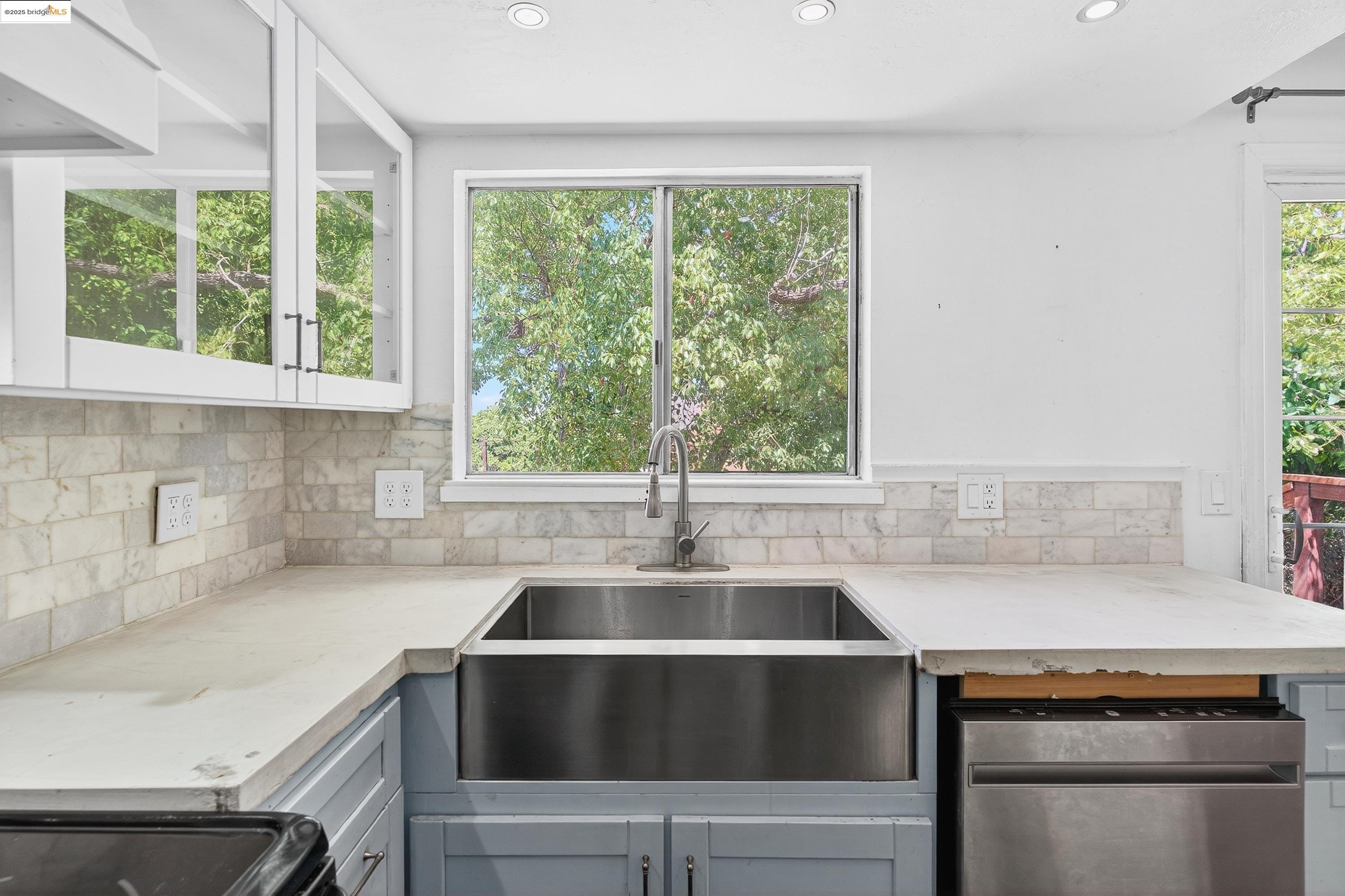 Detail Gallery Image 25 of 60 For 41 Corte Dorado Ct., Benicia,  CA 94510 - 2 Beds | 1 Baths