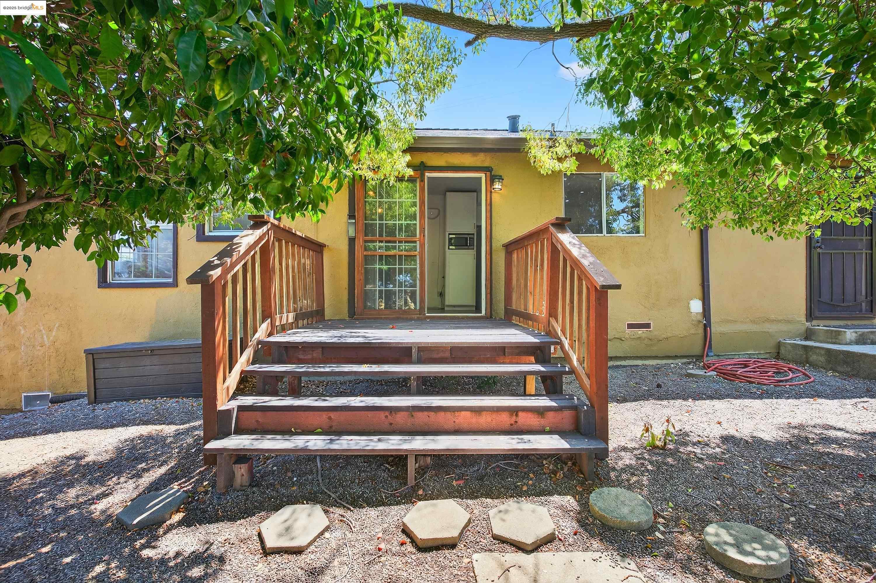 Detail Gallery Image 44 of 60 For 41 Corte Dorado Ct., Benicia,  CA 94510 - 2 Beds | 1 Baths