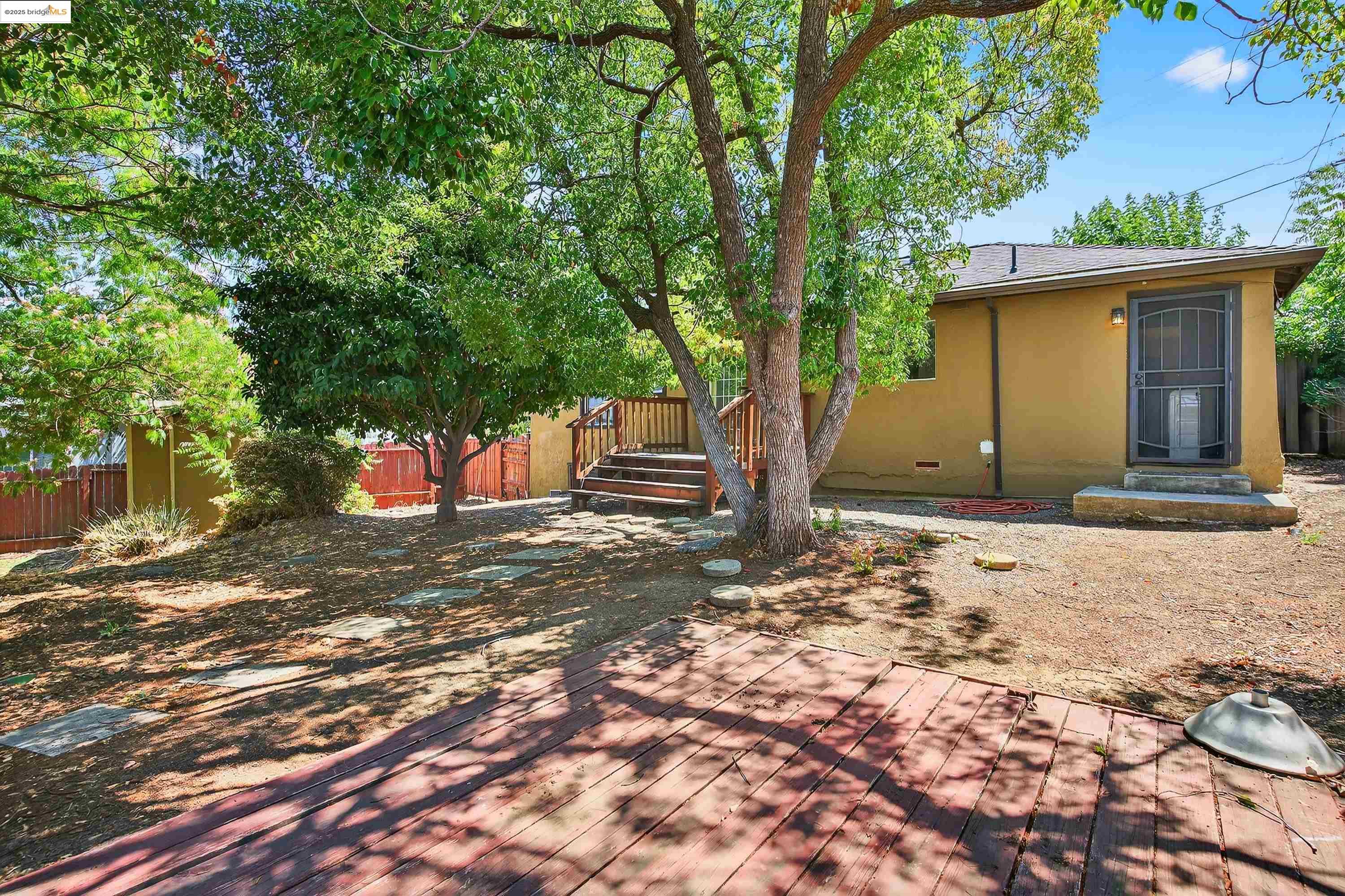 Detail Gallery Image 49 of 60 For 41 Corte Dorado Ct., Benicia,  CA 94510 - 2 Beds | 1 Baths
