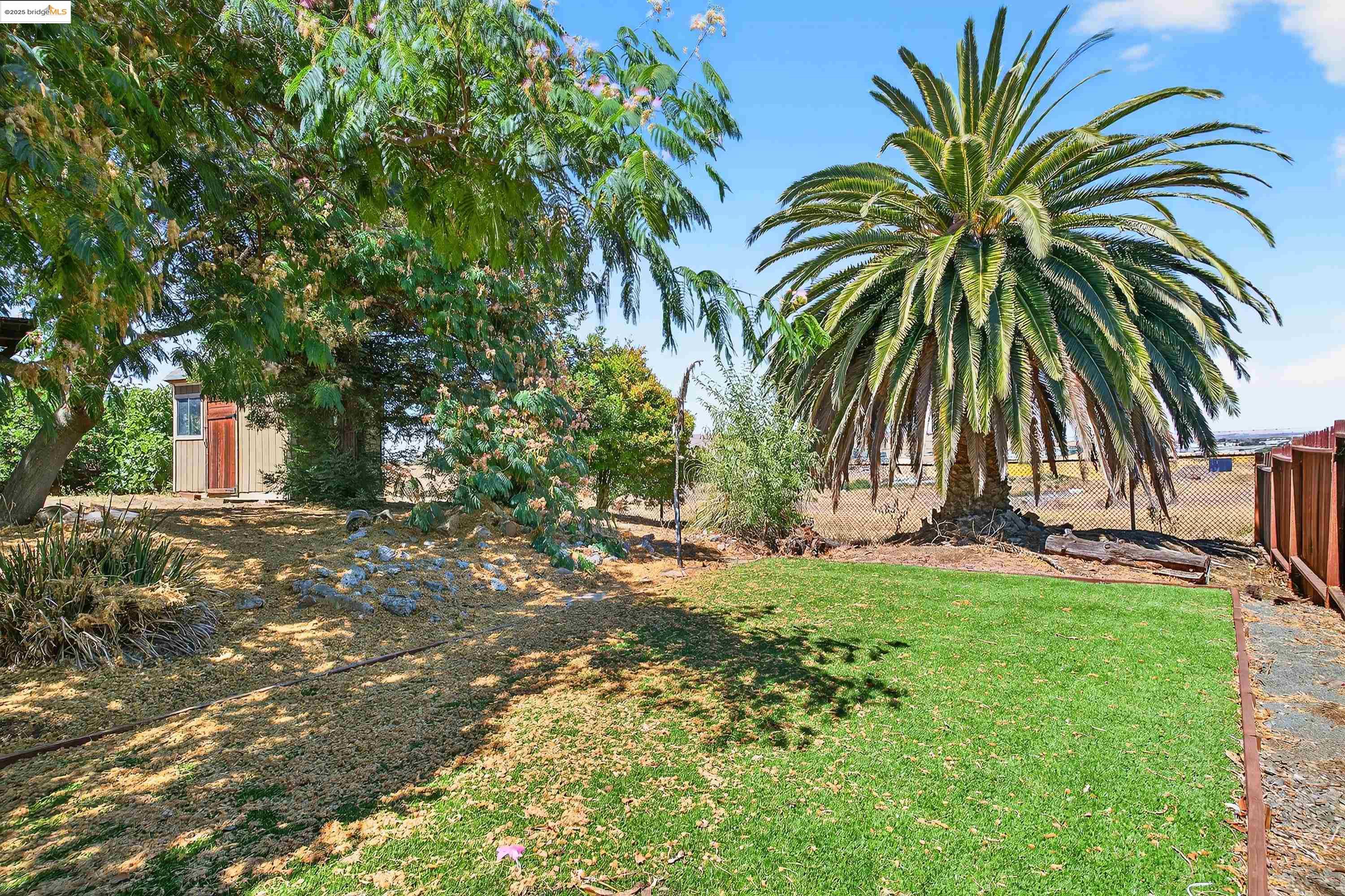 Detail Gallery Image 55 of 60 For 41 Corte Dorado Ct., Benicia,  CA 94510 - 2 Beds | 1 Baths