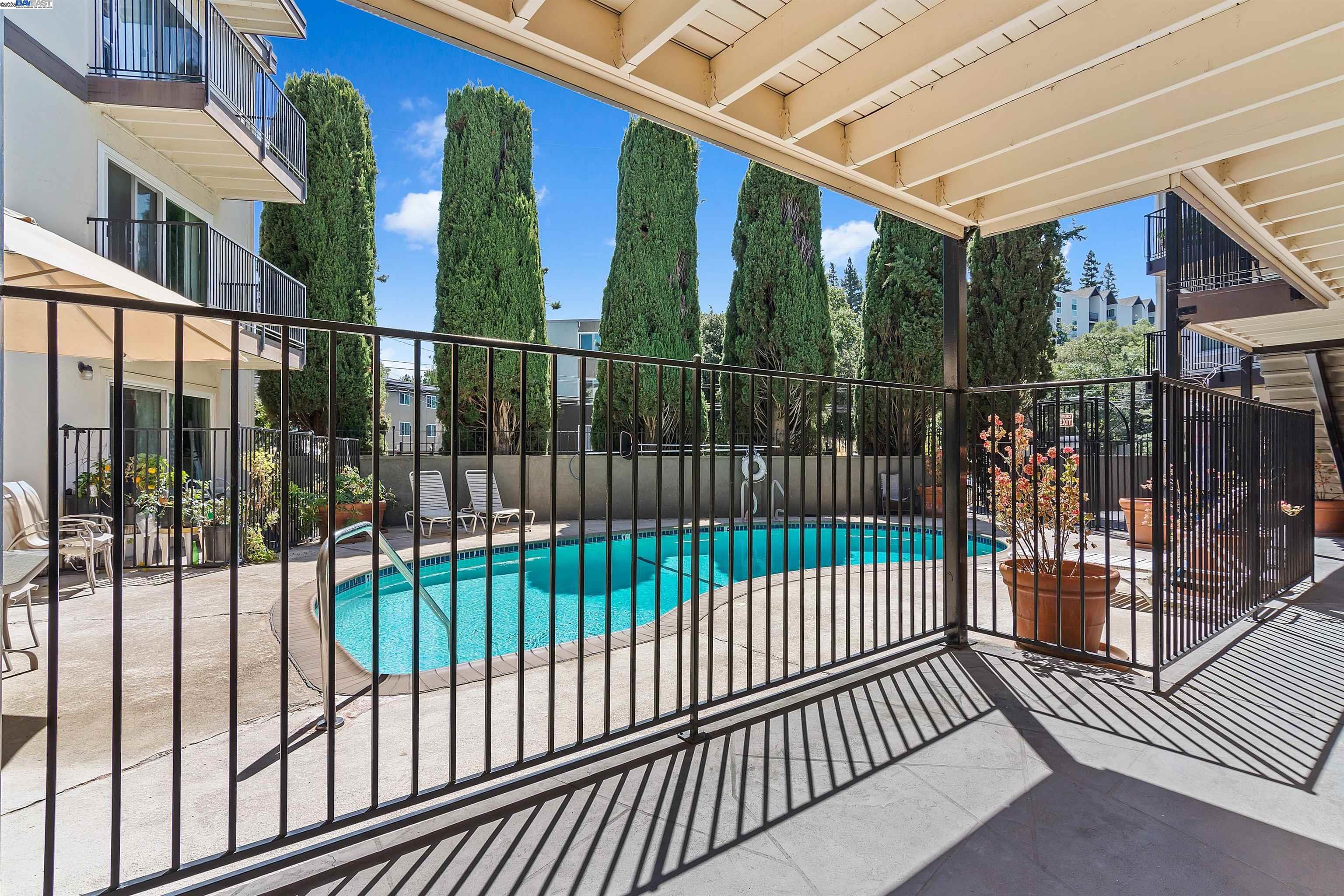 Photo #5: 41107342 Listing 