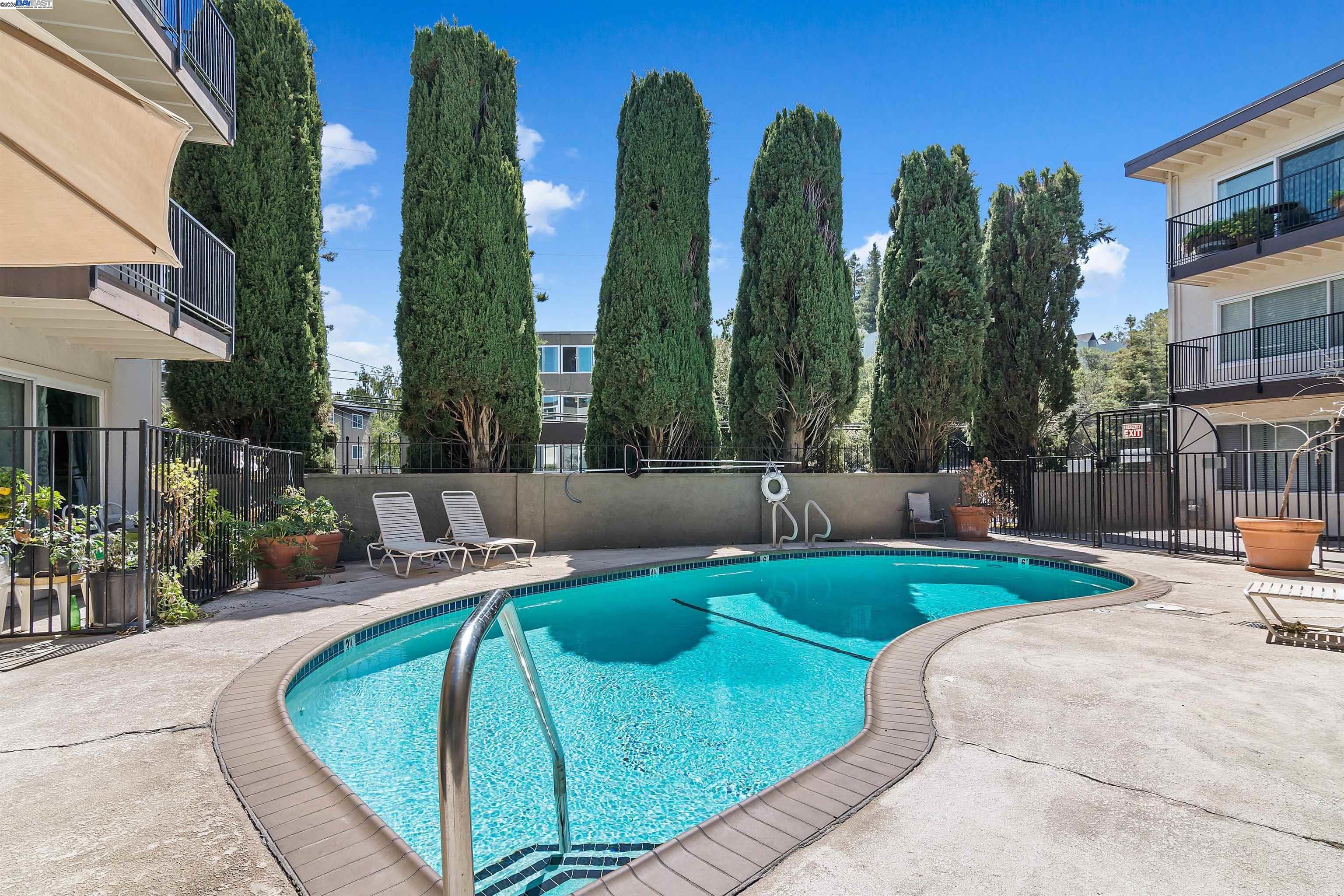 Photo #6: 41107342 Listing 
