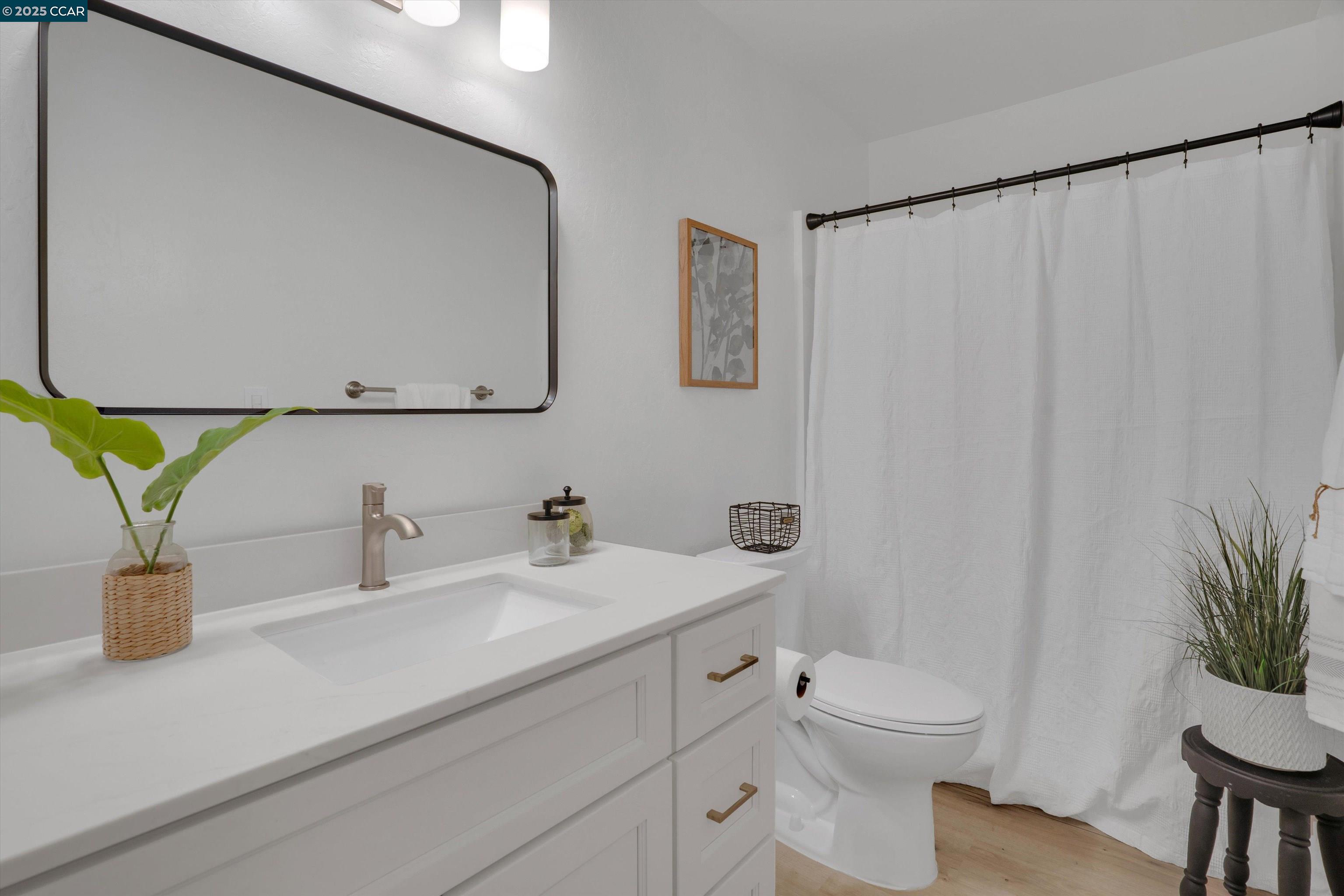 Detail Gallery Image 13 of 24 For 3253 Madrone St, Antioch,  CA 94509 - 3 Beds | 2 Baths