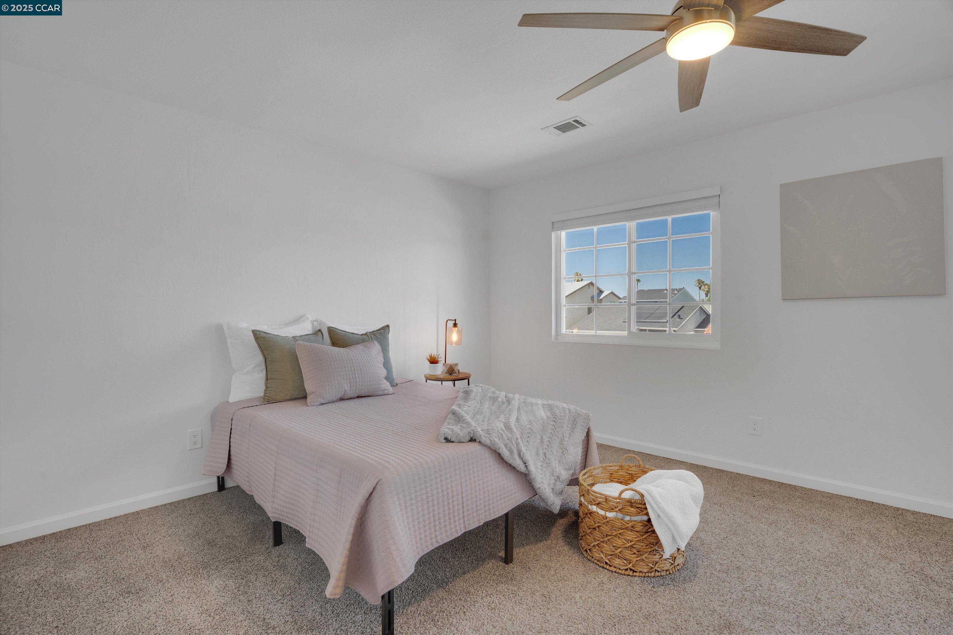 Detail Gallery Image 17 of 24 For 3253 Madrone St, Antioch,  CA 94509 - 3 Beds | 2 Baths