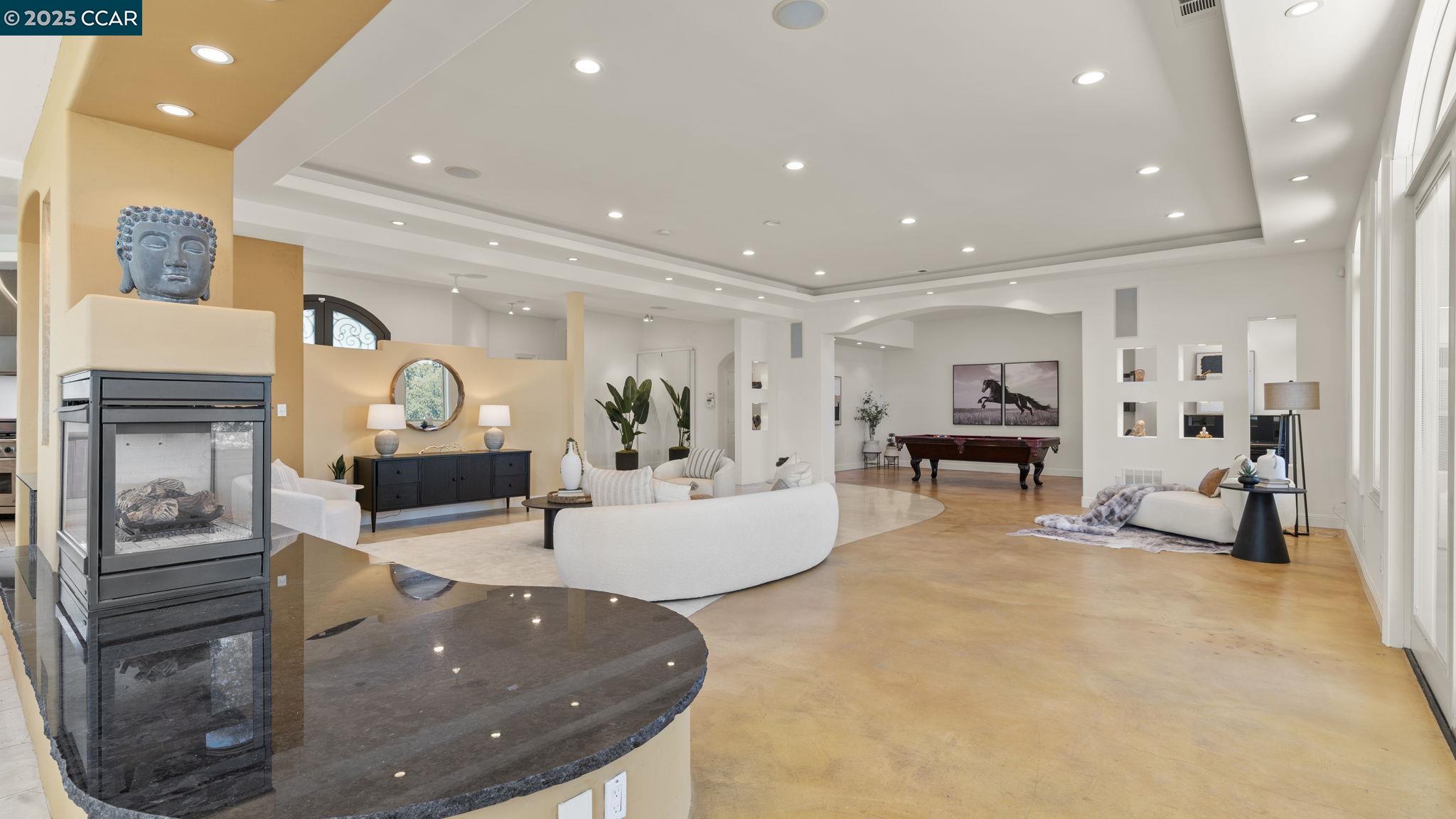 Detail Gallery Image 7 of 36 For 131 Montecito Crescent, Walnut Creek,  CA 94597 - 5 Beds | 5 Baths