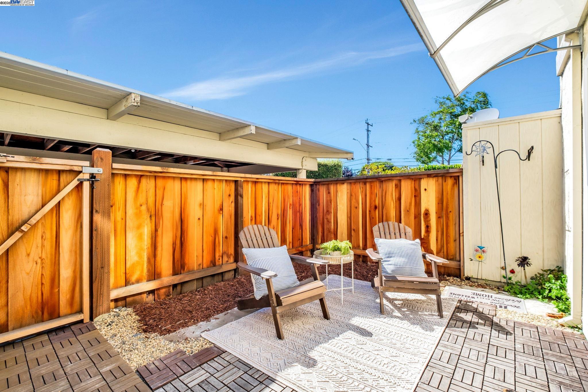 Detail Gallery Image 22 of 28 For 2474 Fairway Dr, San Leandro,  CA 94577 - 2 Beds | 1/1 Baths