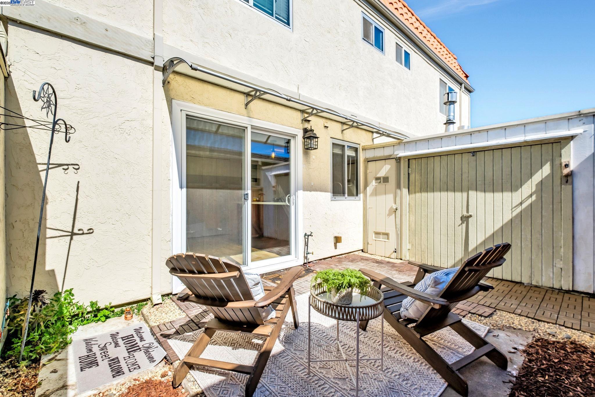 Detail Gallery Image 24 of 28 For 2474 Fairway Dr, San Leandro,  CA 94577 - 2 Beds | 1/1 Baths