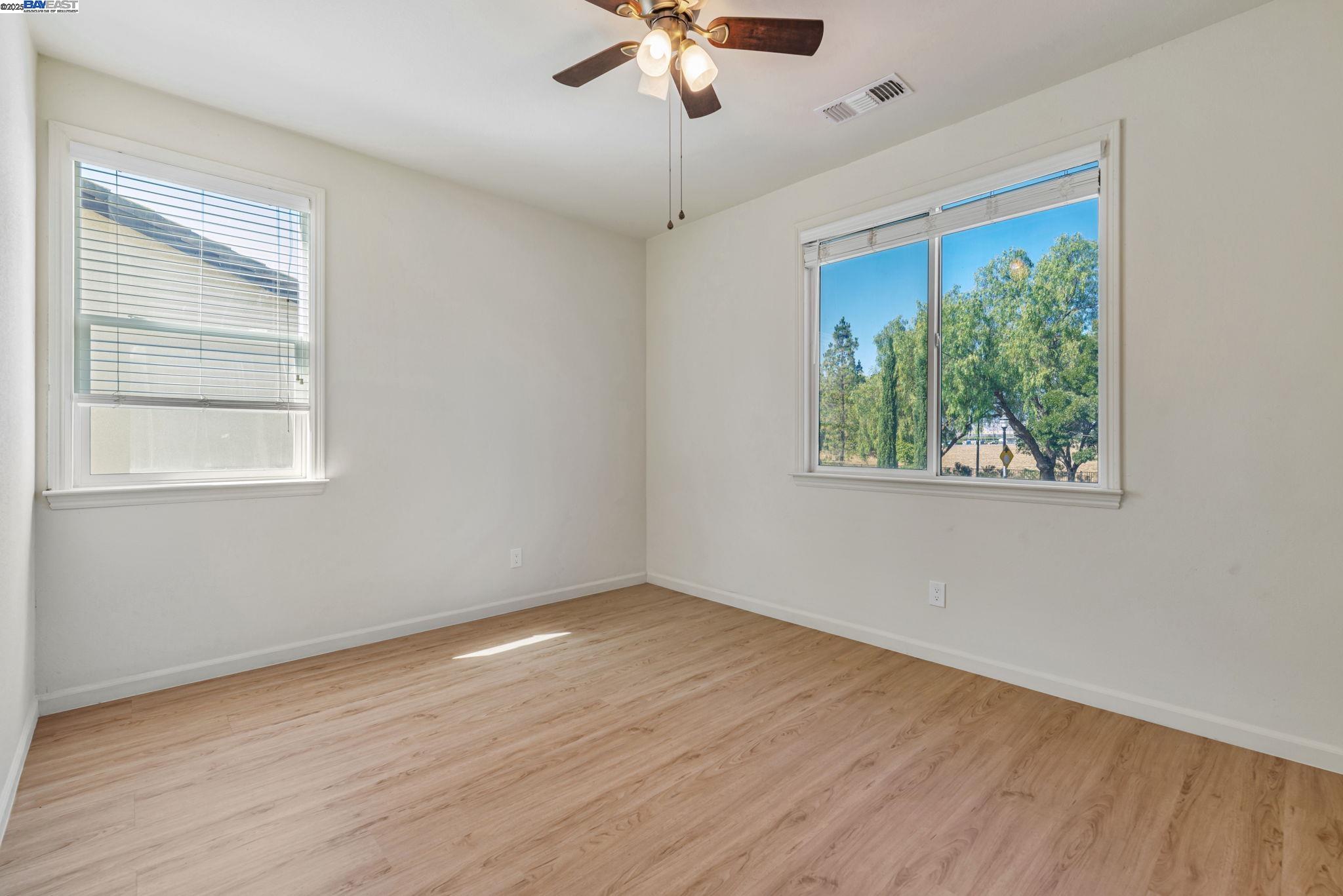 Detail Gallery Image 23 of 51 For 5675 Arcadia Cir, Discovery Bay,  CA 94505 - 4 Beds | 3/1 Baths