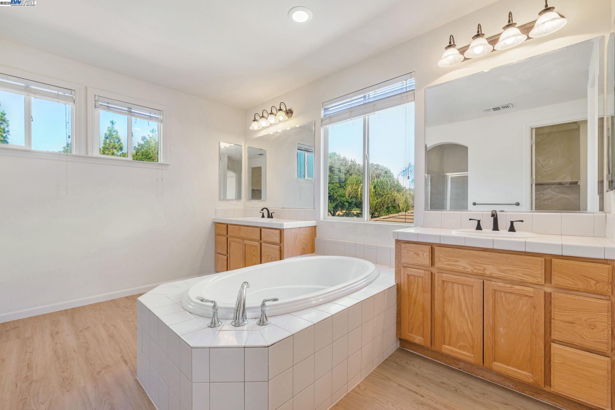 Detail Gallery Image 40 of 51 For 5675 Arcadia Cir, Discovery Bay,  CA 94505 - 4 Beds | 3/1 Baths