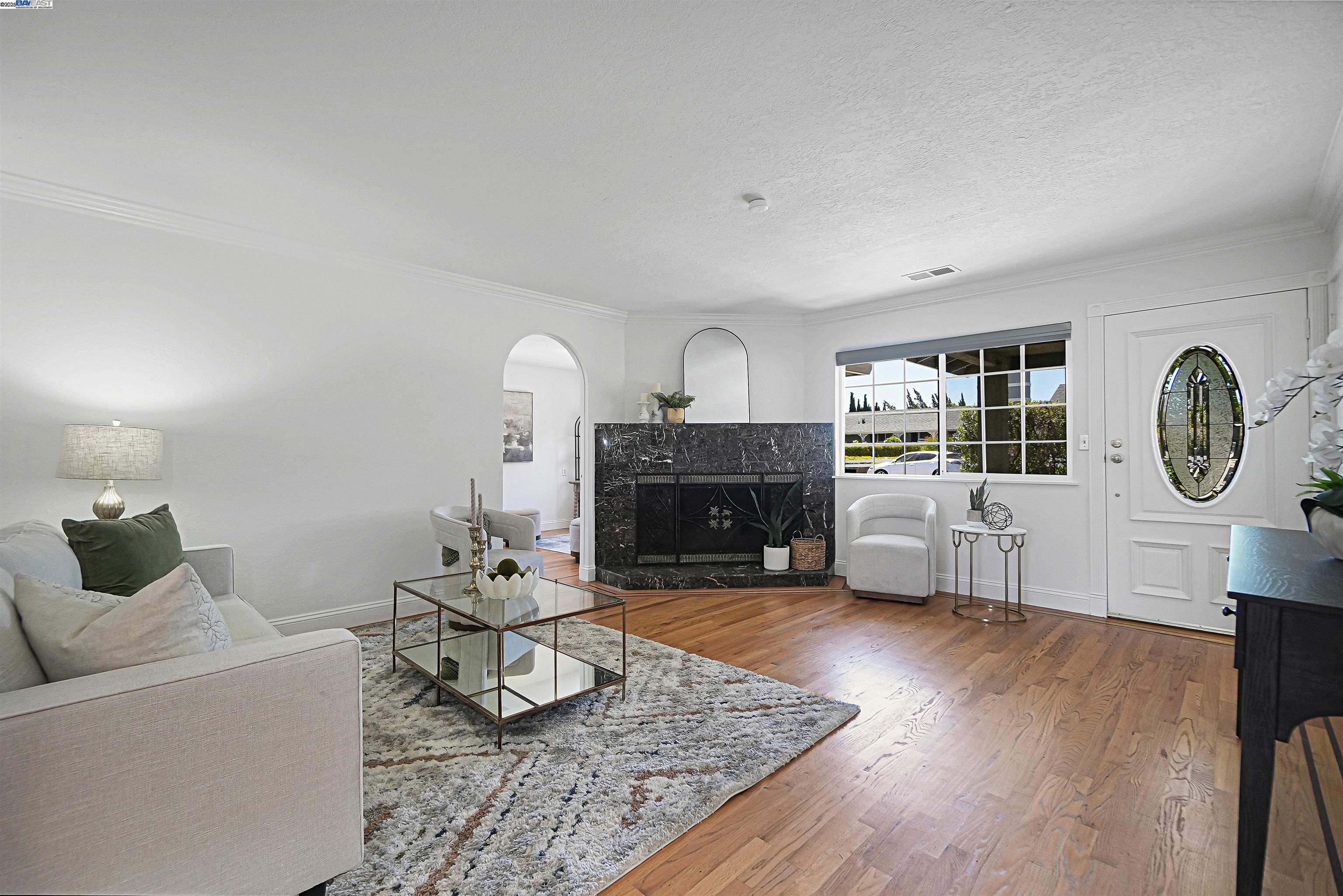 Detail Gallery Image 3 of 54 For 17526 Parker Rd, Castro Valley,  CA 94546 - 4 Beds | 2 Baths