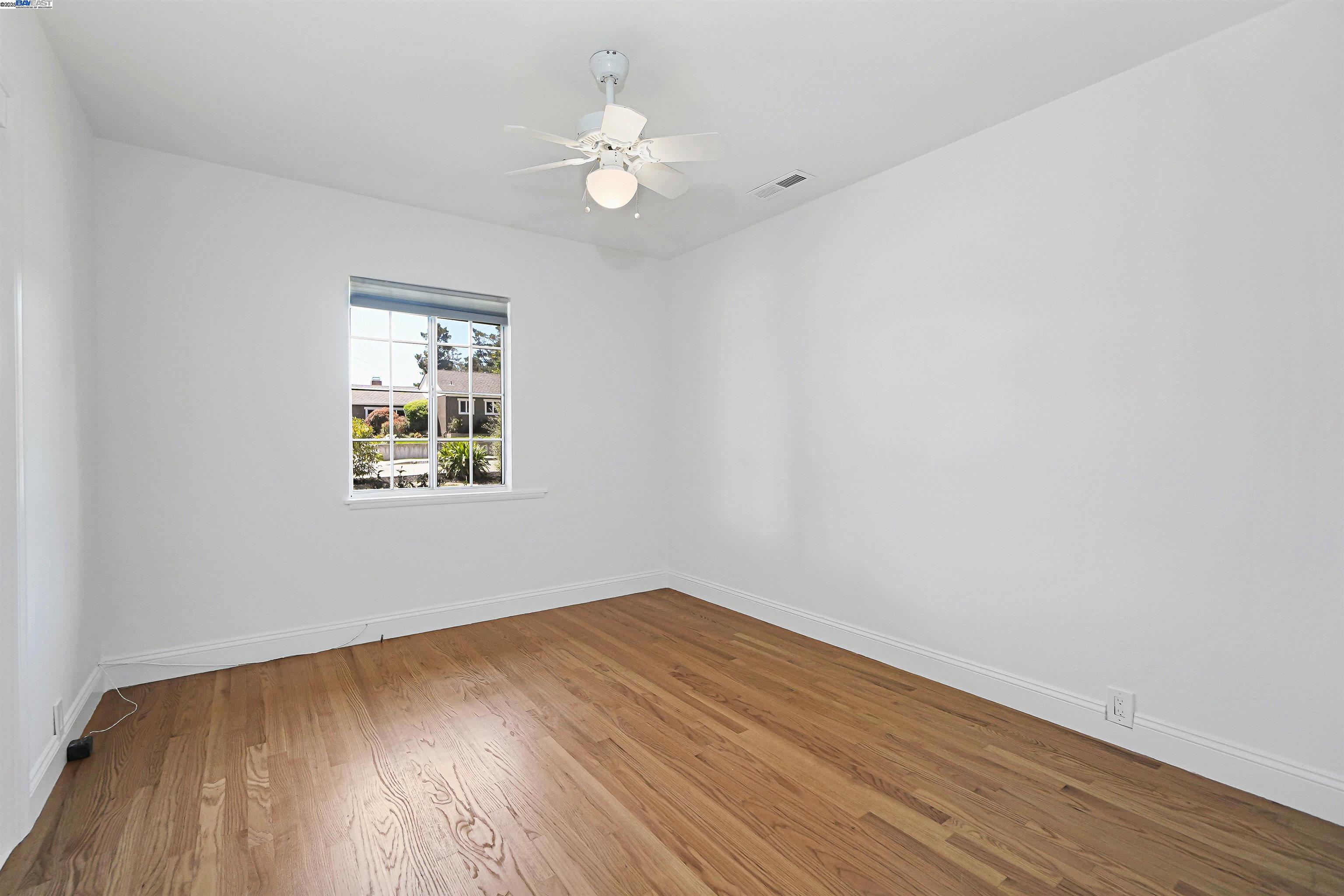 Detail Gallery Image 29 of 54 For 17526 Parker Rd, Castro Valley,  CA 94546 - 4 Beds | 2 Baths