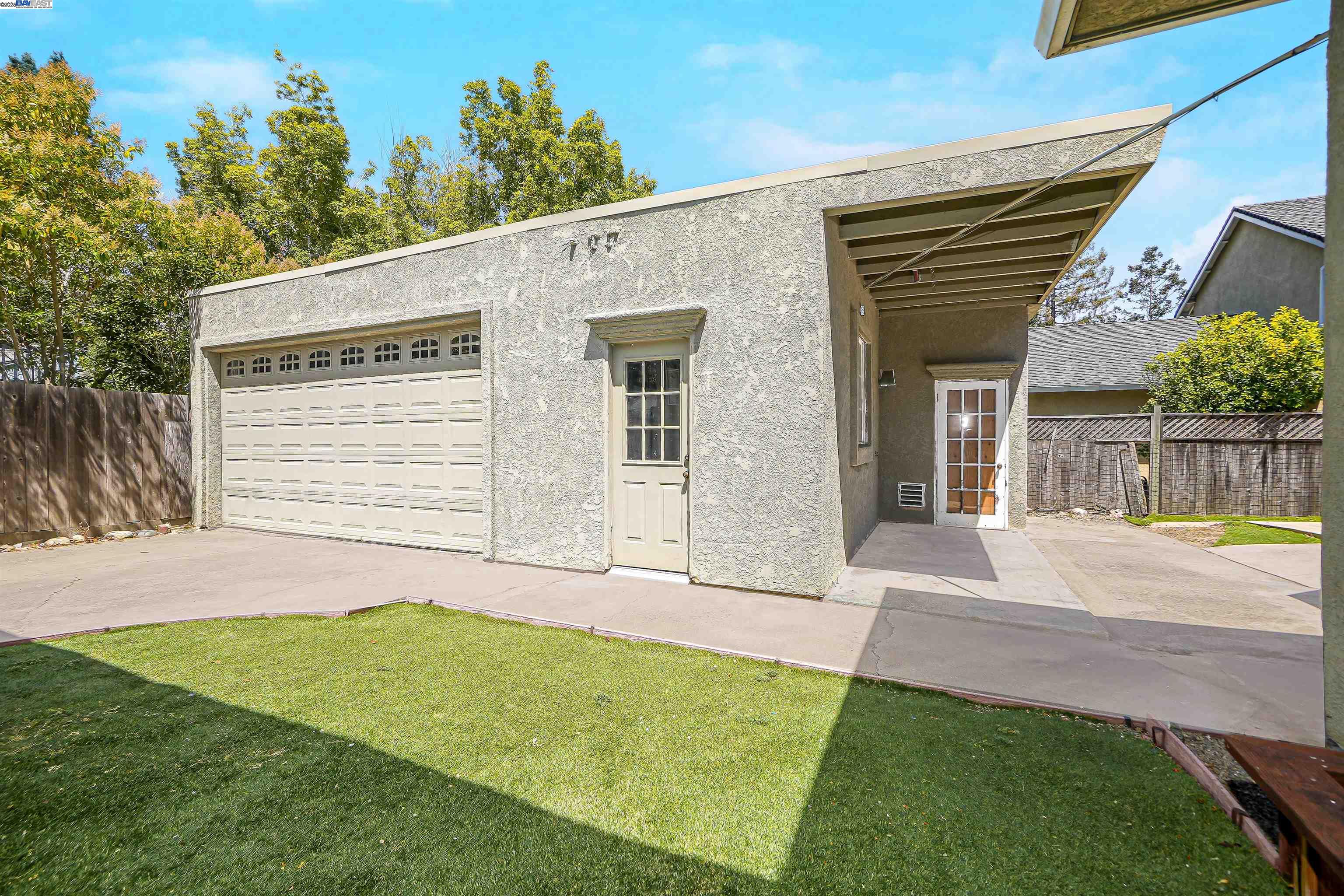 Detail Gallery Image 36 of 54 For 17526 Parker Rd, Castro Valley,  CA 94546 - 4 Beds | 2 Baths
