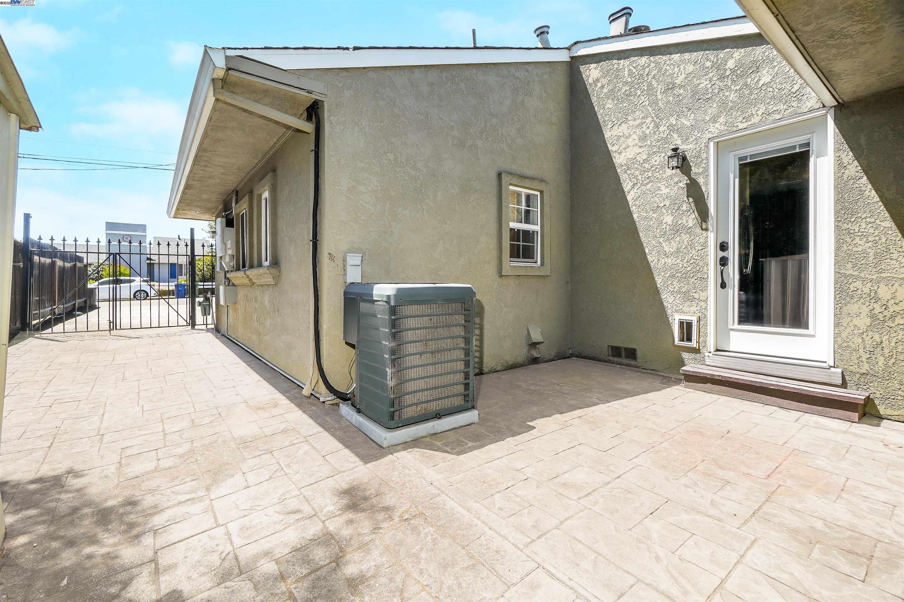 Detail Gallery Image 39 of 54 For 17526 Parker Rd, Castro Valley,  CA 94546 - 4 Beds | 2 Baths