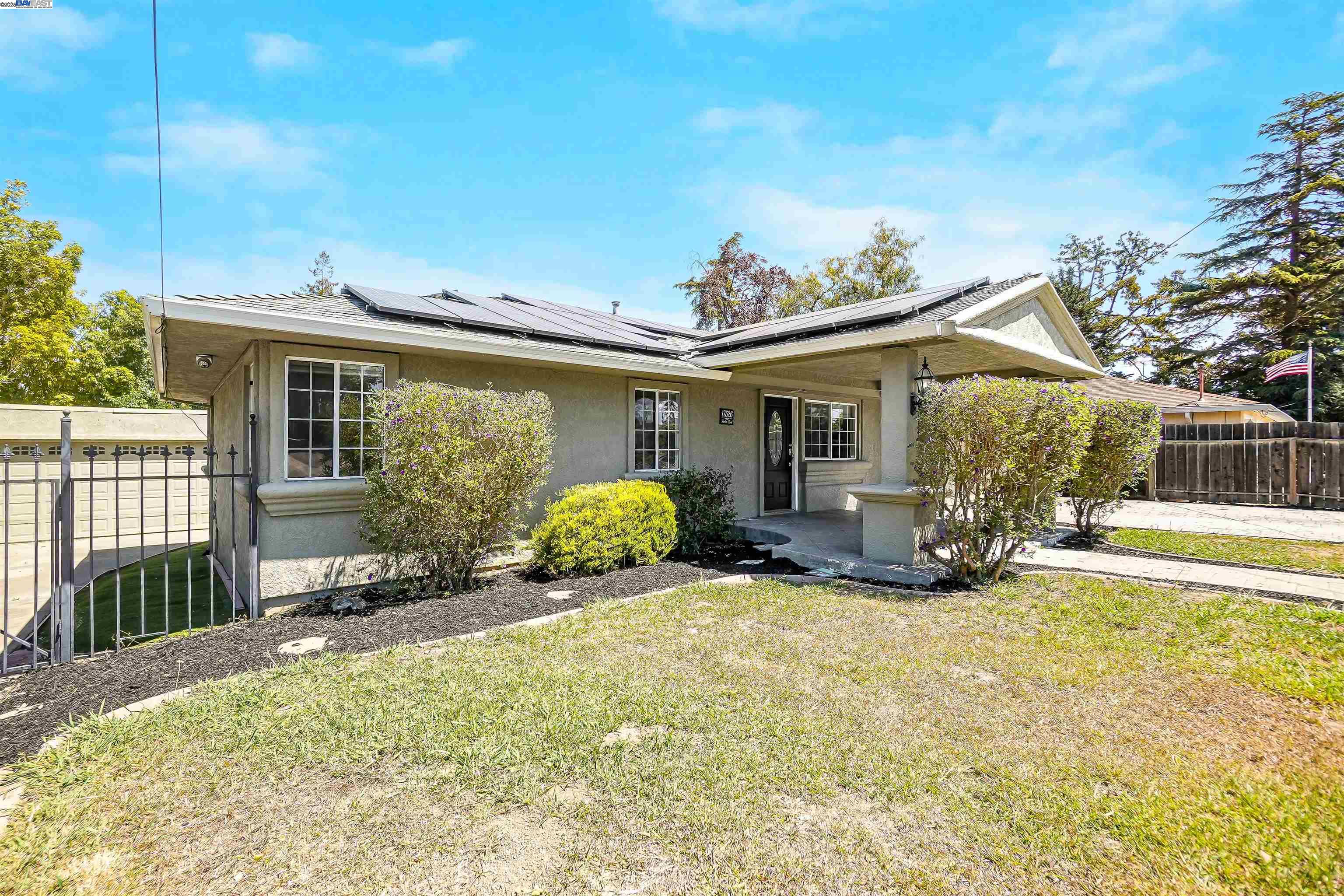 Detail Gallery Image 50 of 54 For 17526 Parker Rd, Castro Valley,  CA 94546 - 4 Beds | 2 Baths