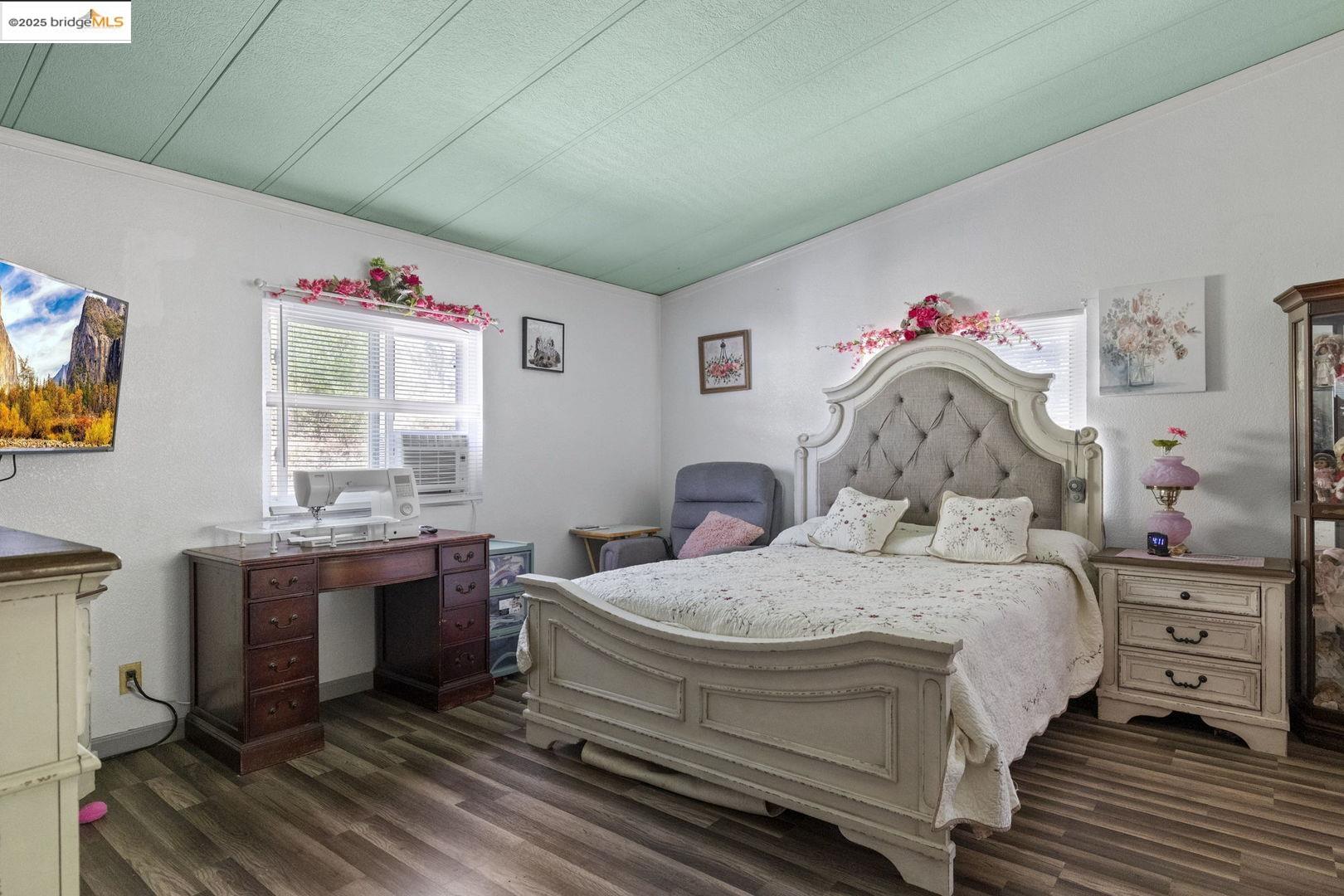 Detail Gallery Image 11 of 28 For 22411 Kennebec Ln, Columbia,  CA 95310 - 4 Beds | 2 Baths