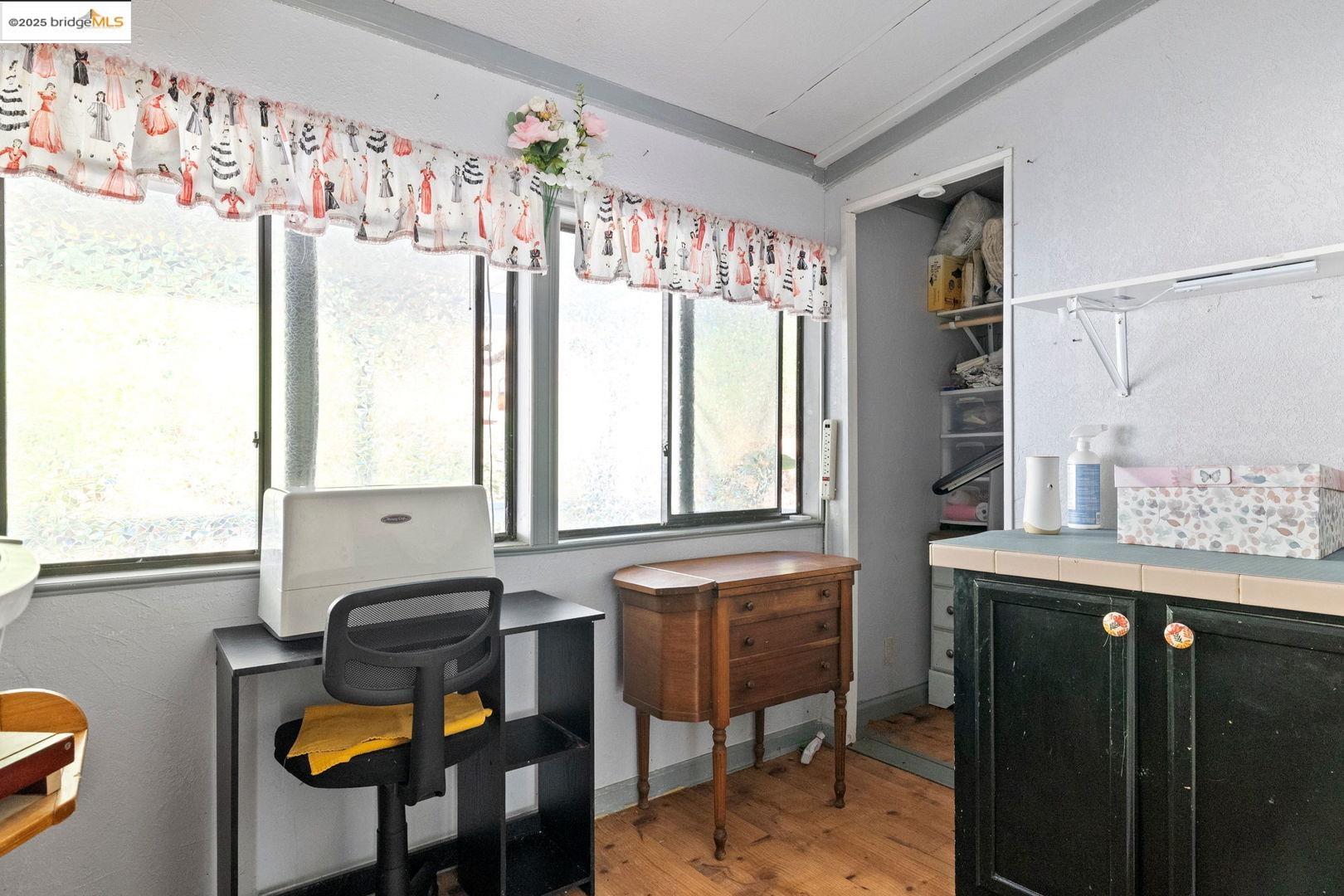 Detail Gallery Image 10 of 28 For 22411 Kennebec Ln, Columbia,  CA 95310 - 4 Beds | 2 Baths