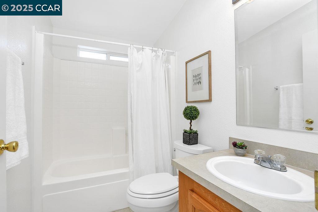 Detail Gallery Image 19 of 31 For 281 Aria Drive #143,  Pacheco,  CA 94553 - 3 Beds | 2 Baths