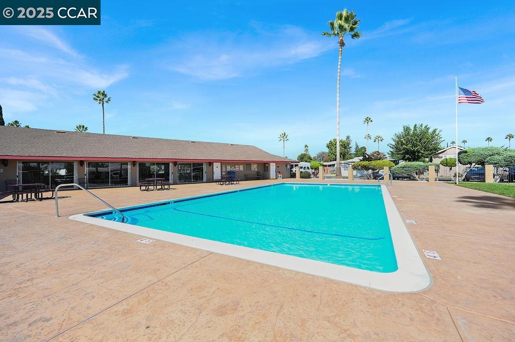 Detail Gallery Image 26 of 31 For 281 Aria Drive #143,  Pacheco,  CA 94553 - 3 Beds | 2 Baths