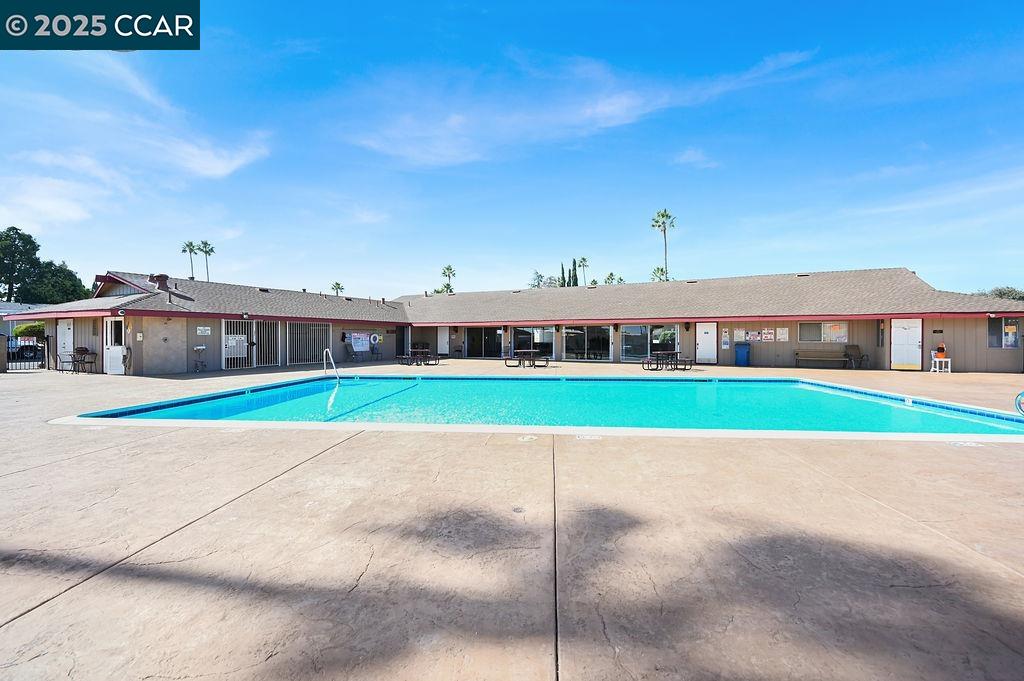 Detail Gallery Image 28 of 31 For 281 Aria Drive #143,  Pacheco,  CA 94553 - 3 Beds | 2 Baths