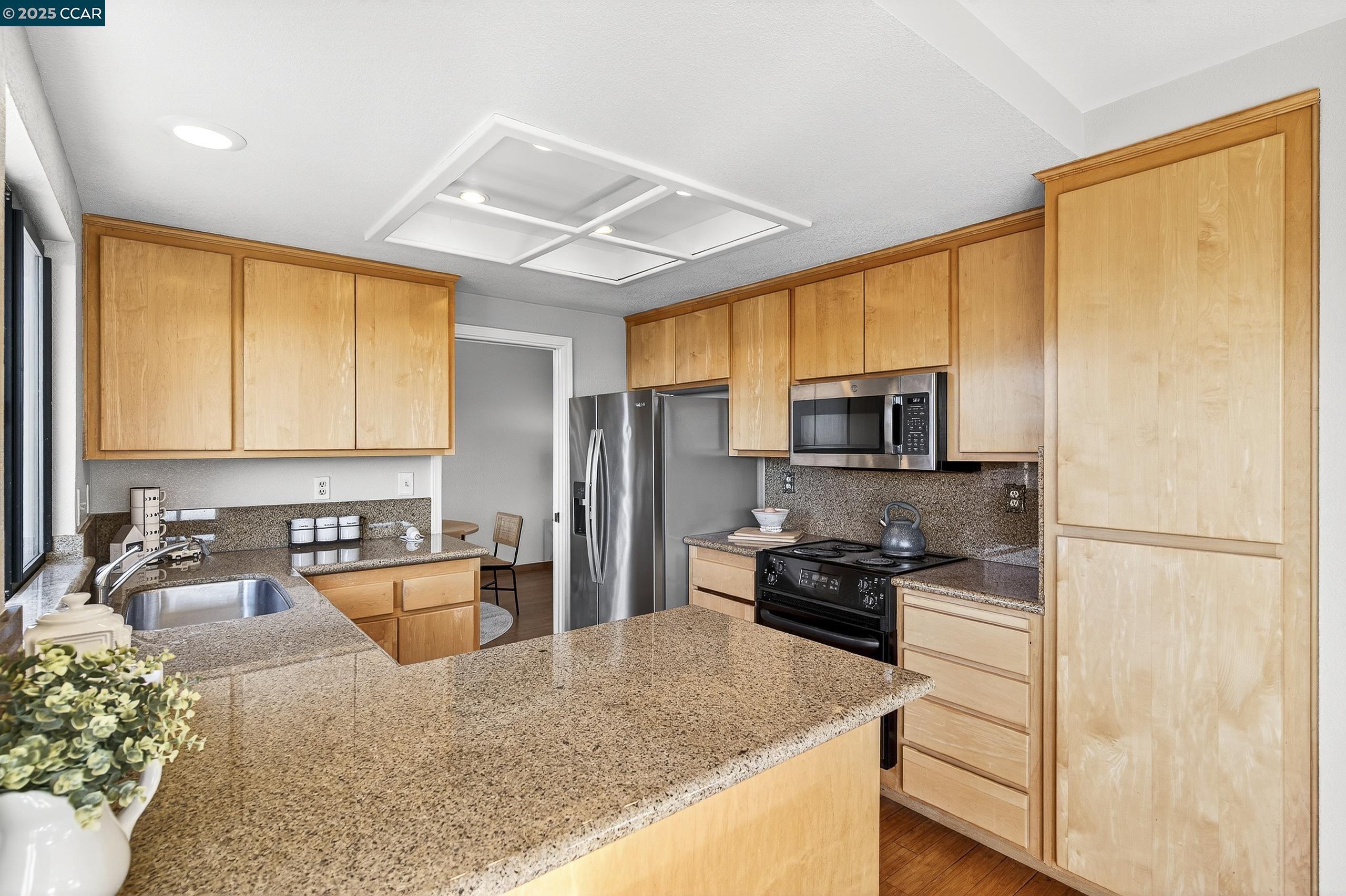 Detail Gallery Image 18 of 60 For 166 Duperu Dr, Crockett,  CA 94525 - 3 Beds | 2/1 Baths