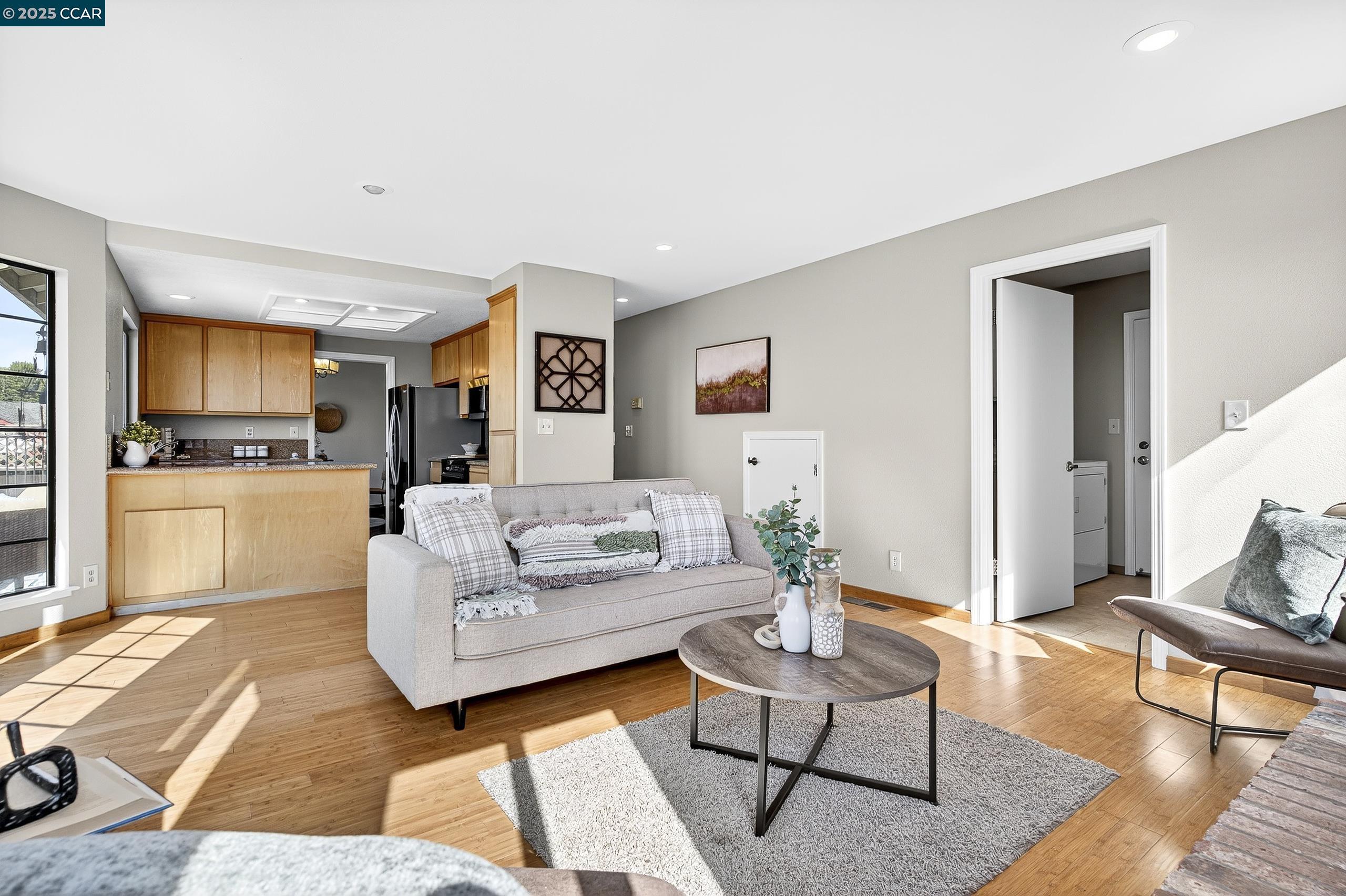 Detail Gallery Image 25 of 60 For 166 Duperu Dr, Crockett,  CA 94525 - 3 Beds | 2/1 Baths