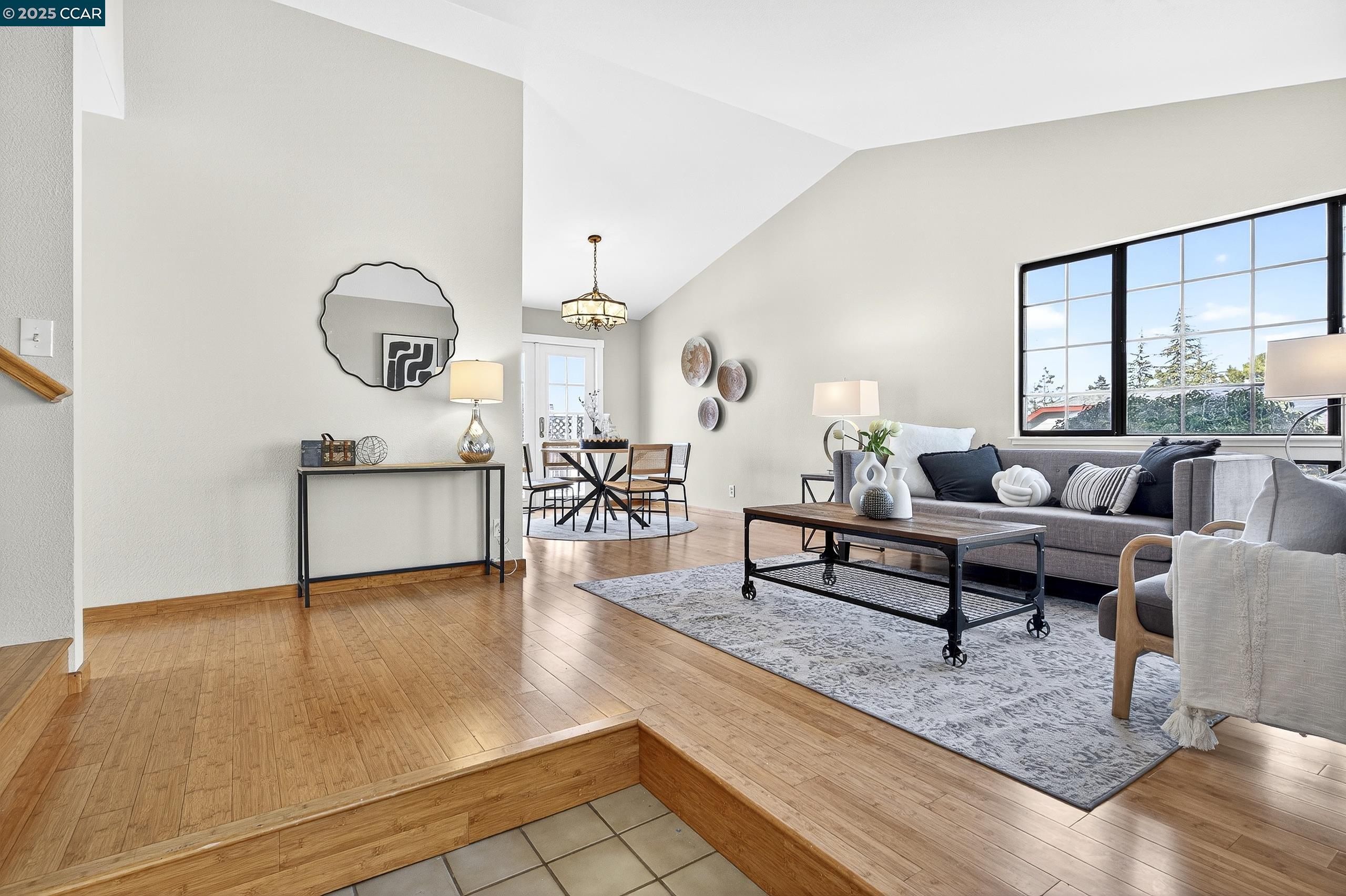 Detail Gallery Image 6 of 60 For 166 Duperu Dr, Crockett,  CA 94525 - 3 Beds | 2/1 Baths