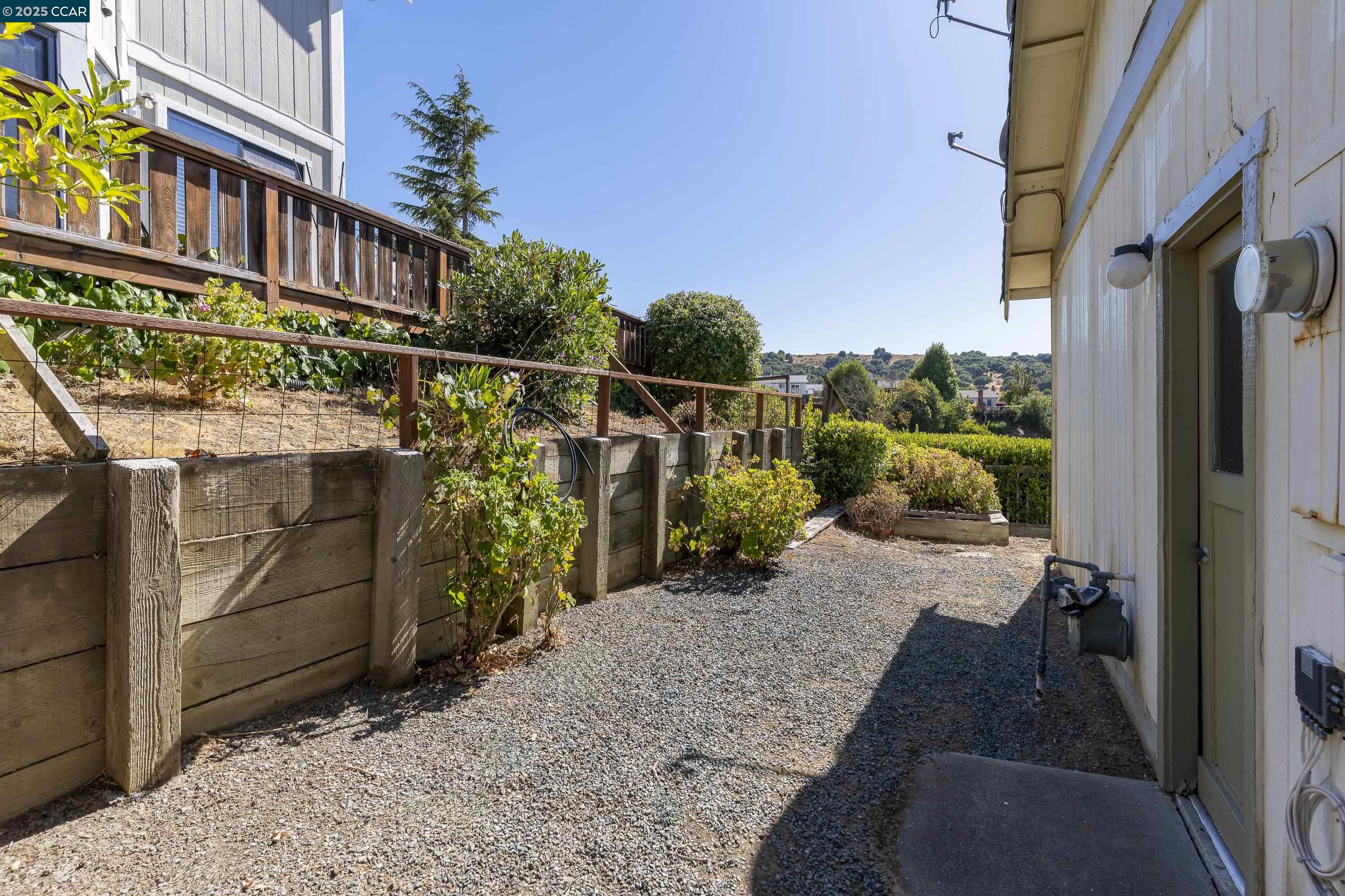 Detail Gallery Image 58 of 60 For 166 Duperu Dr, Crockett,  CA 94525 - 3 Beds | 2/1 Baths