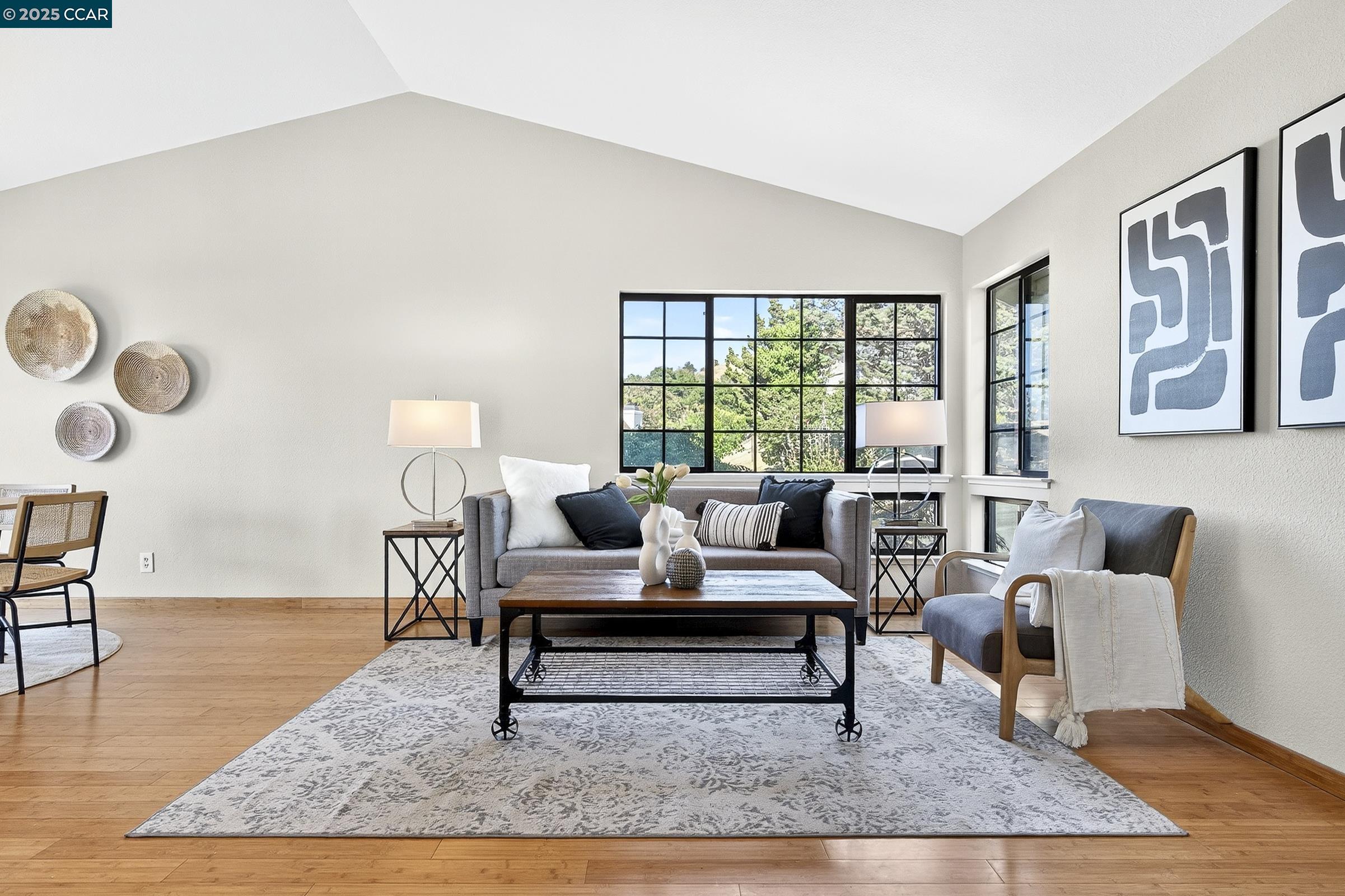 Detail Gallery Image 7 of 60 For 166 Duperu Dr, Crockett,  CA 94525 - 3 Beds | 2/1 Baths