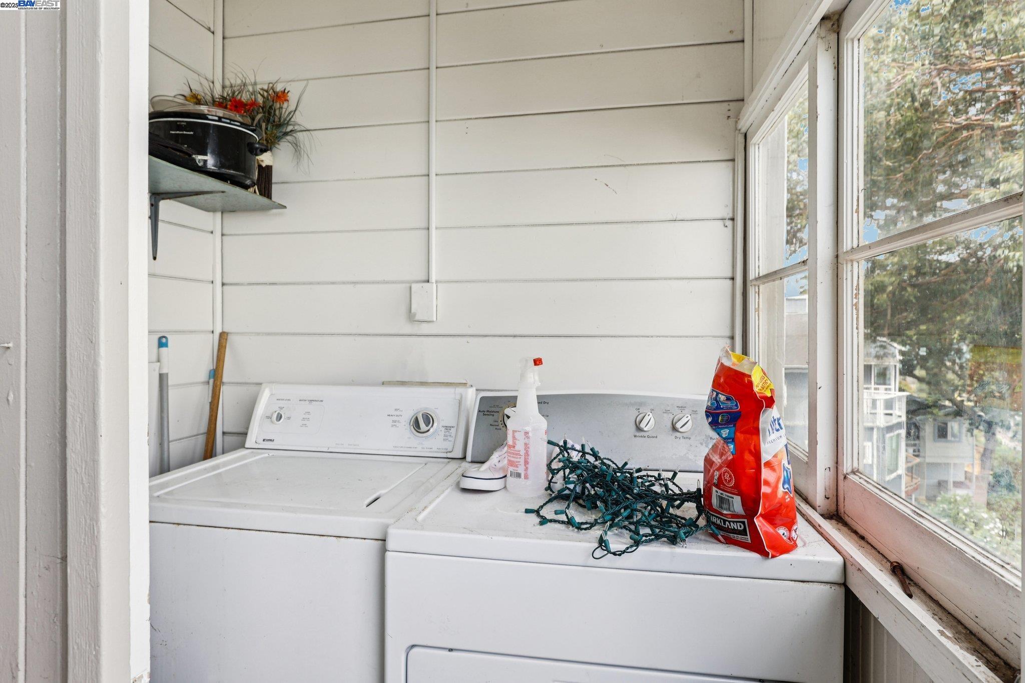 Detail Gallery Image 13 of 28 For 352 Winslow St, Crockett,  CA 94525 - – Beds | – Baths