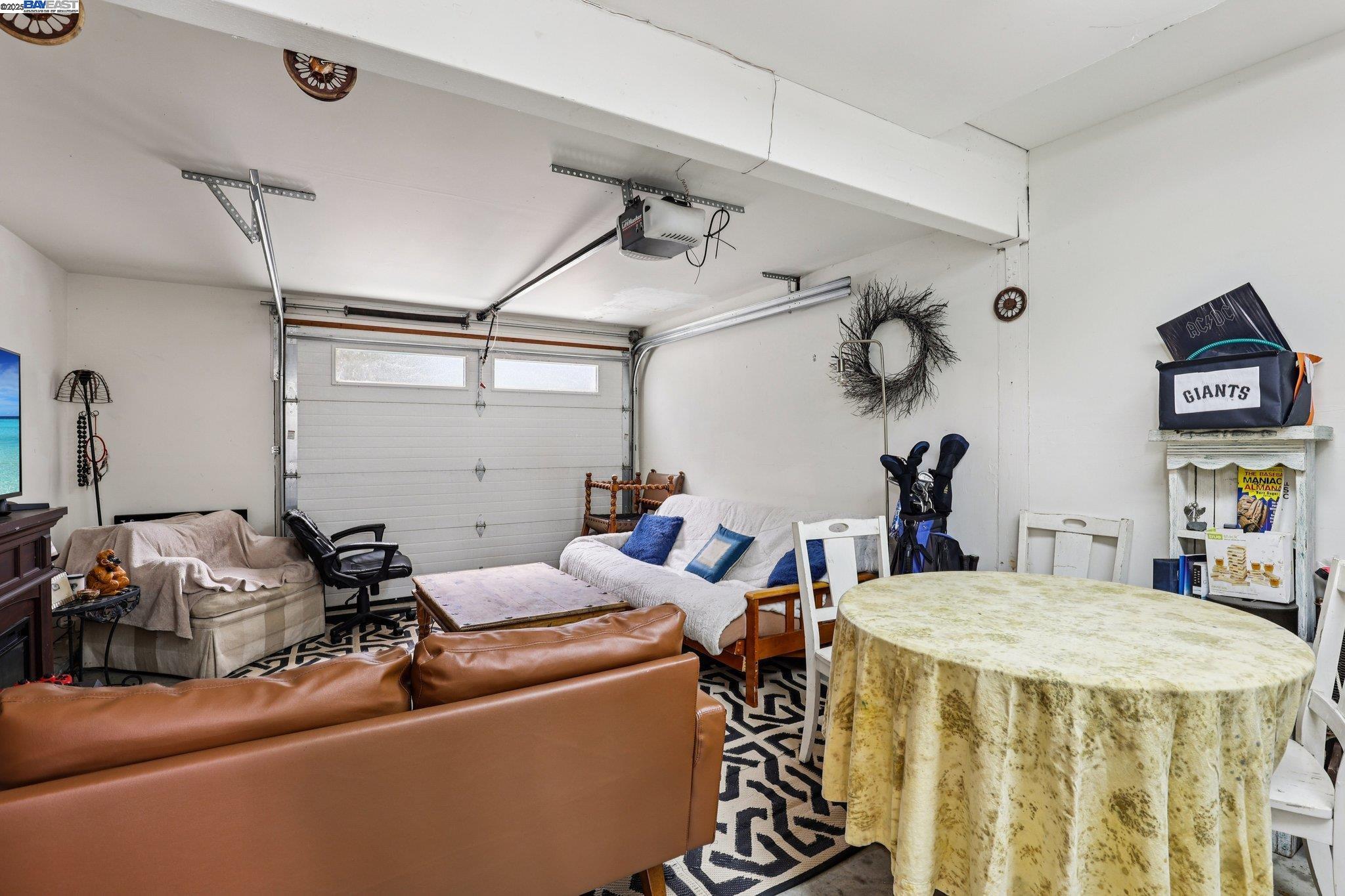 Detail Gallery Image 26 of 28 For 352 Winslow St, Crockett,  CA 94525 - – Beds | – Baths