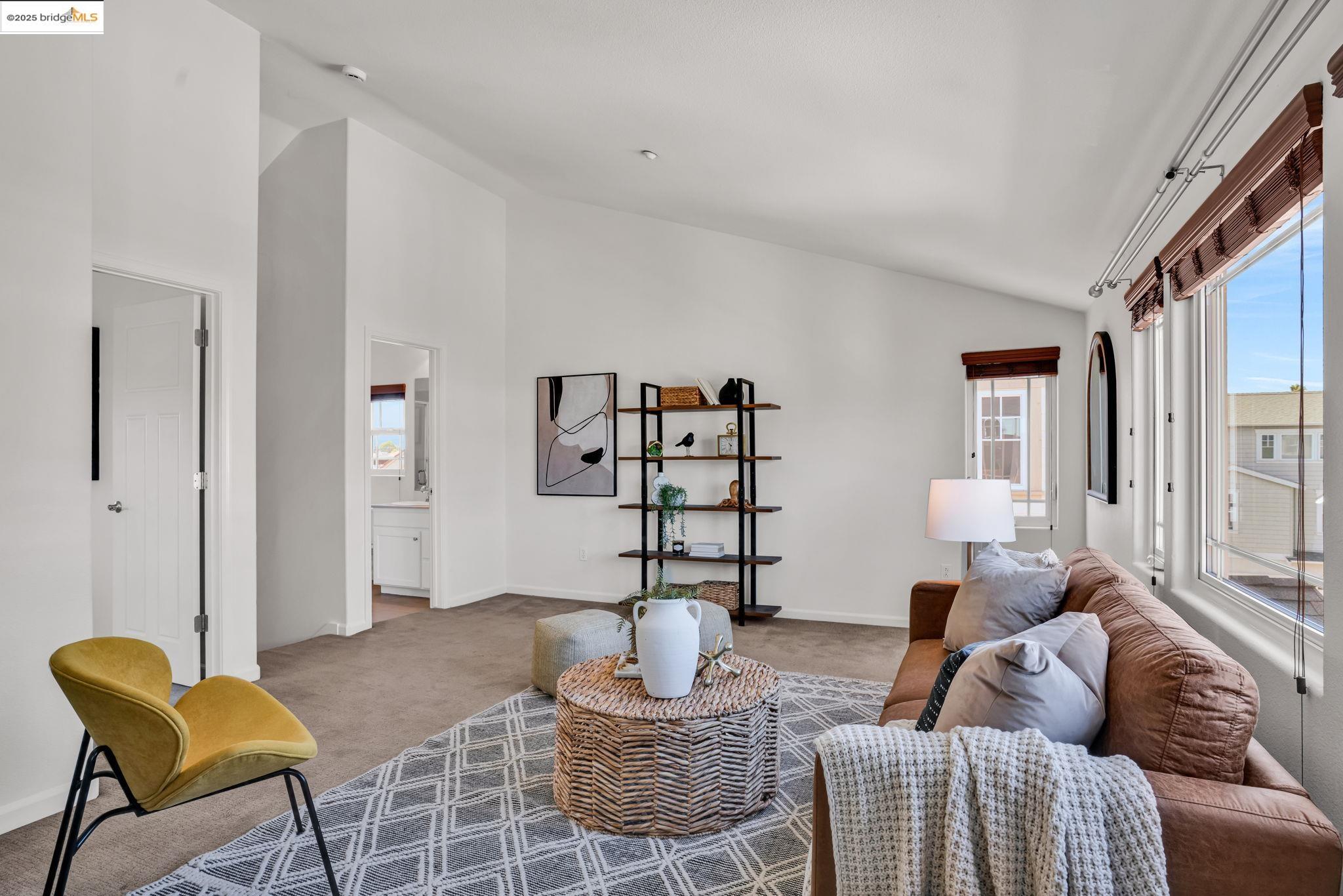 Detail Gallery Image 26 of 46 For 1623 Fortmann Way, Alameda,  CA 94501 - 4 Beds | 3/1 Baths