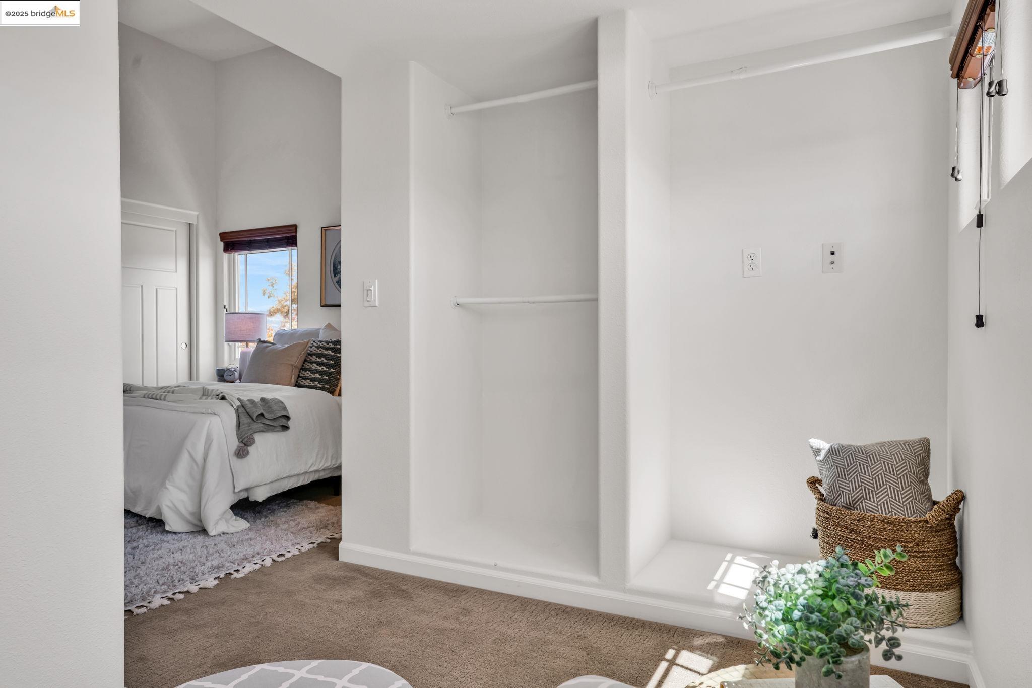 Detail Gallery Image 34 of 46 For 1623 Fortmann Way, Alameda,  CA 94501 - 4 Beds | 3/1 Baths