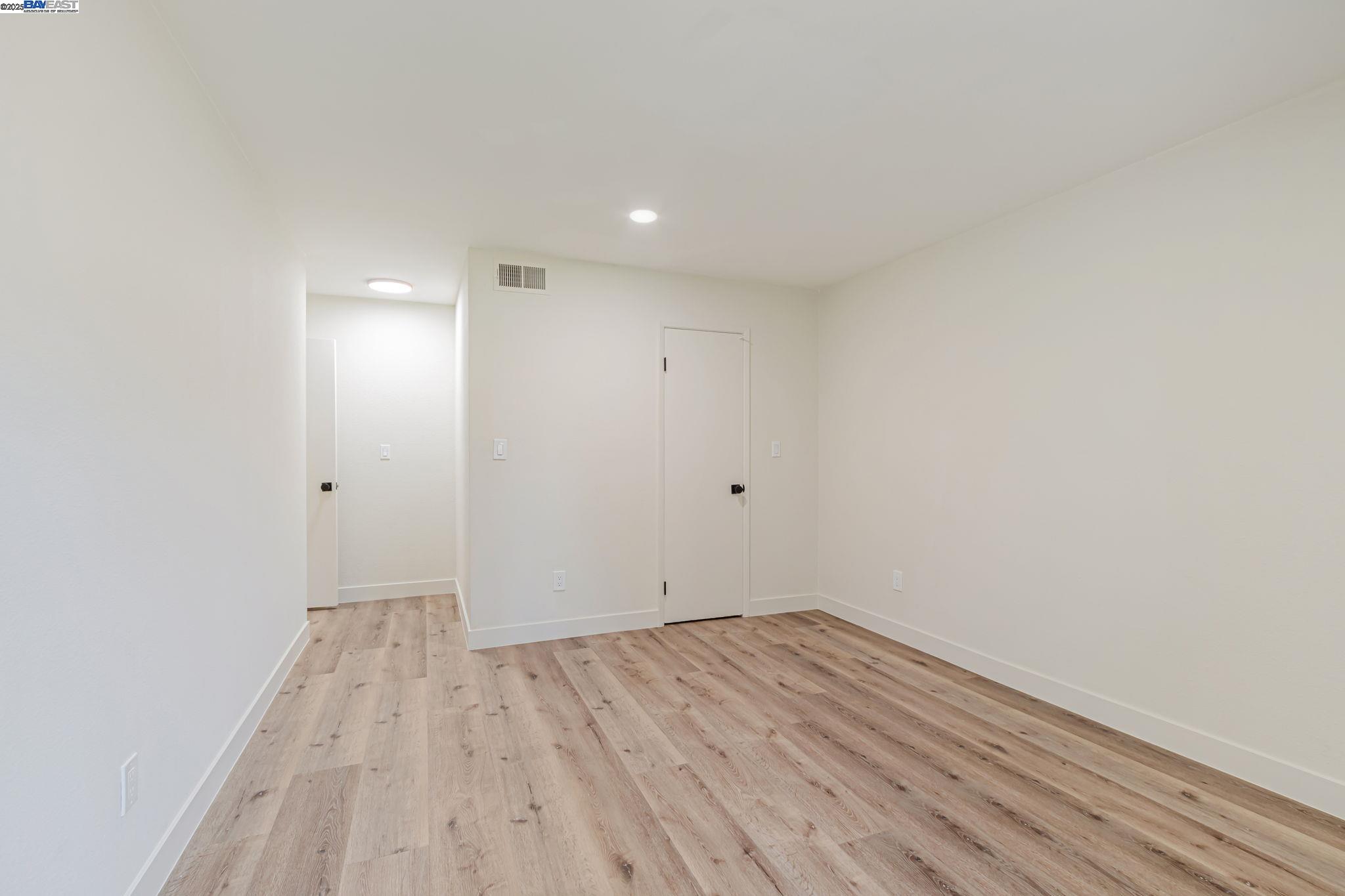 Detail Gallery Image 13 of 44 For 291 Tradewinds Dr #7,  San Jose,  CA 95123 - 2 Beds | 1 Baths