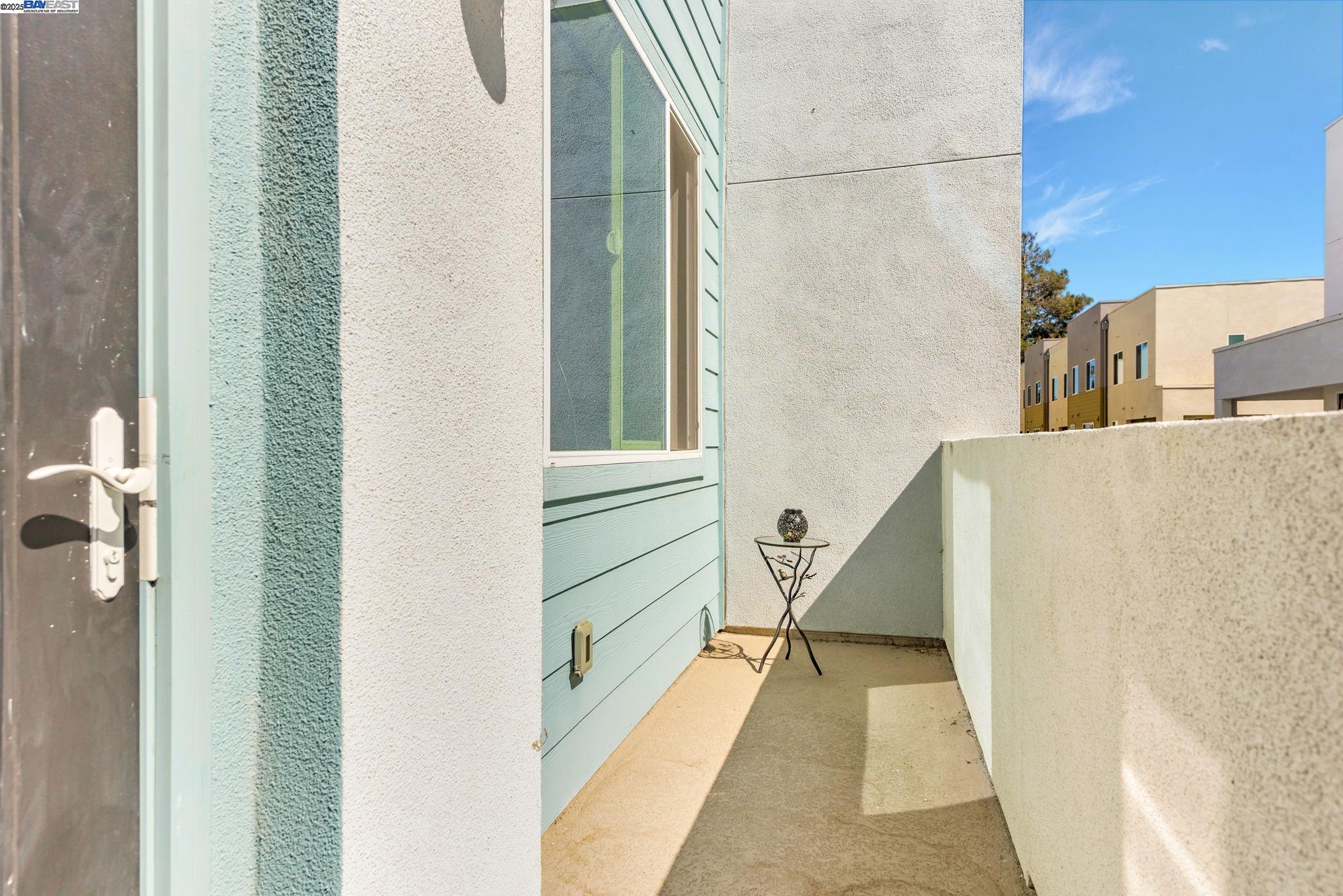 Detail Gallery Image 25 of 29 For 571 Apricot Way, San Jose,  CA 95133 - 3 Beds | 3/1 Baths