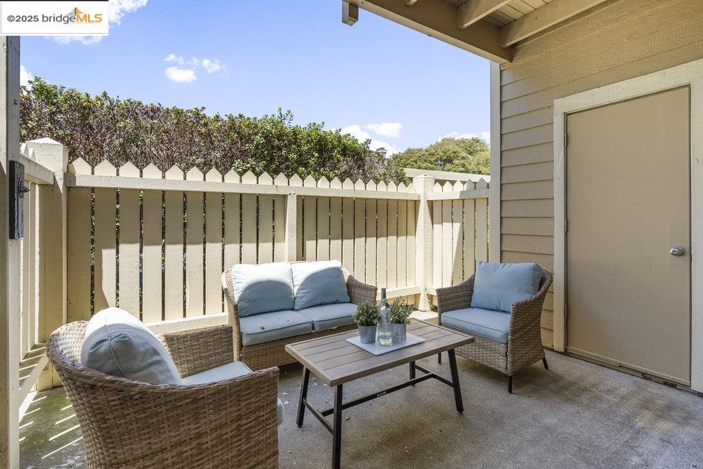 Photo #5: 41107360 Listing 