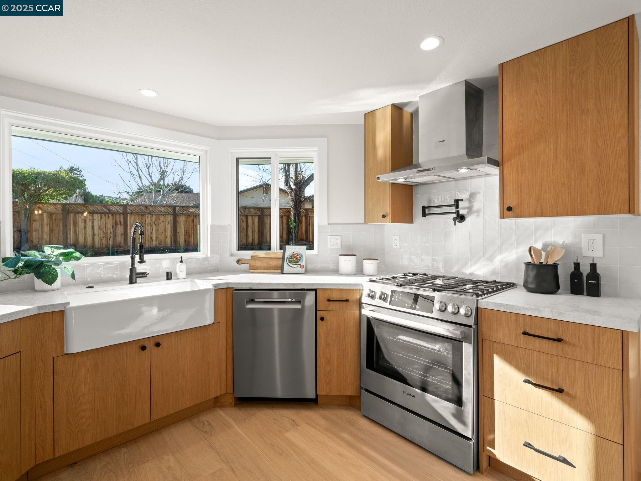 Detail Gallery Image 15 of 60 For 7506 Amarillo Rd, Dublin,  CA 94568 - 4 Beds | 2 Baths