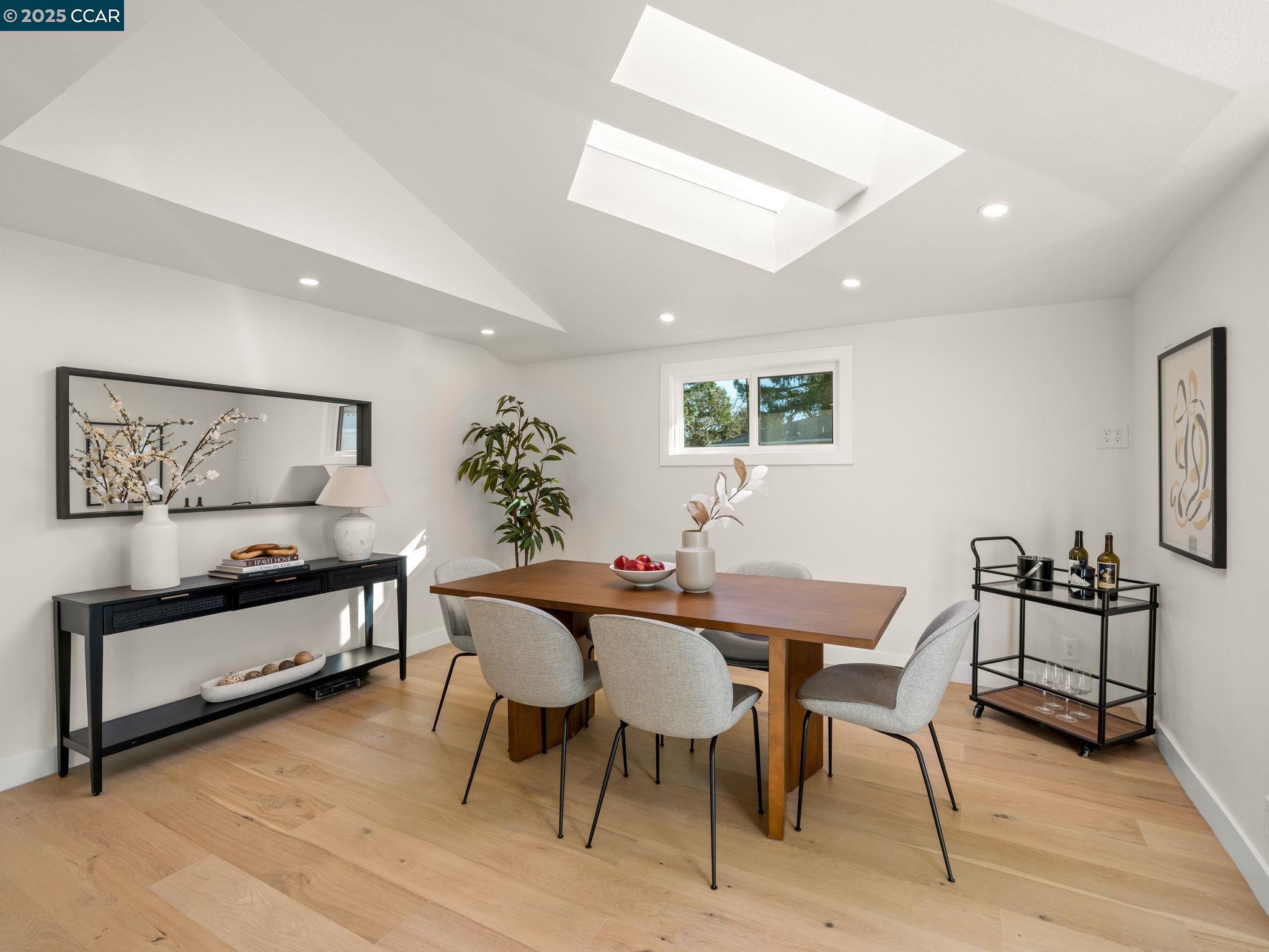 Detail Gallery Image 19 of 60 For 7506 Amarillo Rd, Dublin,  CA 94568 - 4 Beds | 2 Baths
