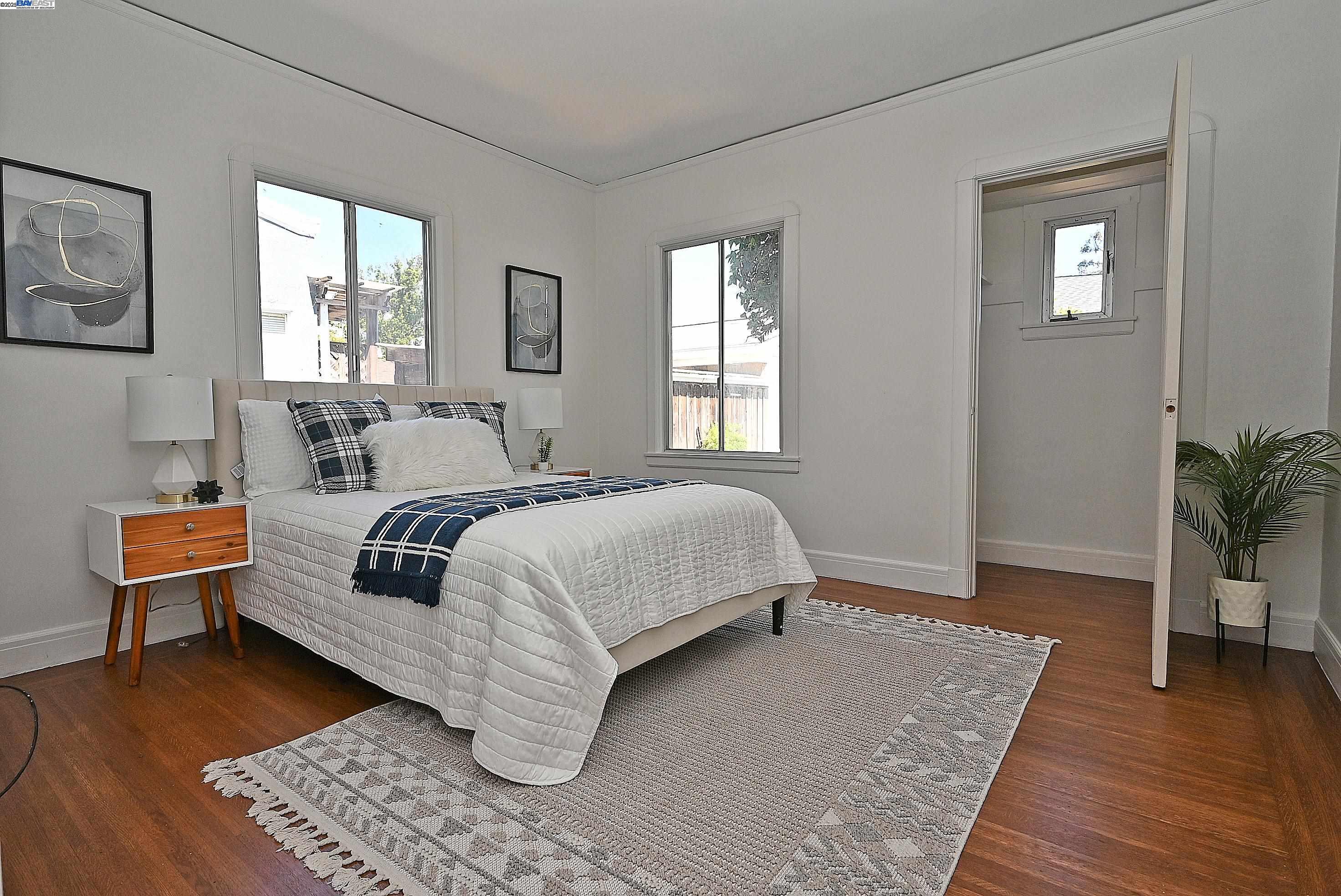 Detail Gallery Image 16 of 23 For 333 Central, Alameda,  CA 94501 - 2 Beds | 1 Baths