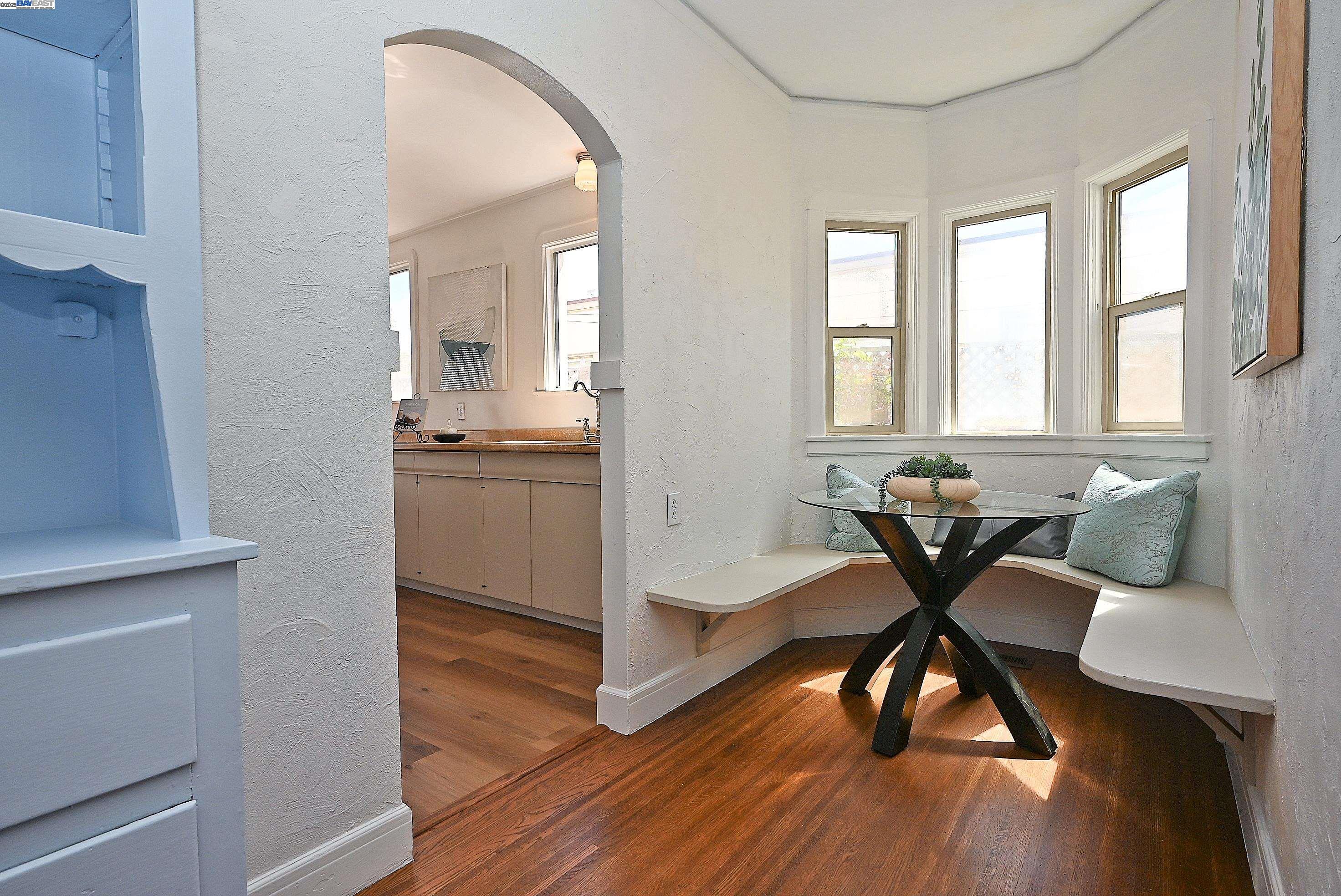 Detail Gallery Image 10 of 23 For 333 Central, Alameda,  CA 94501 - 2 Beds | 1 Baths