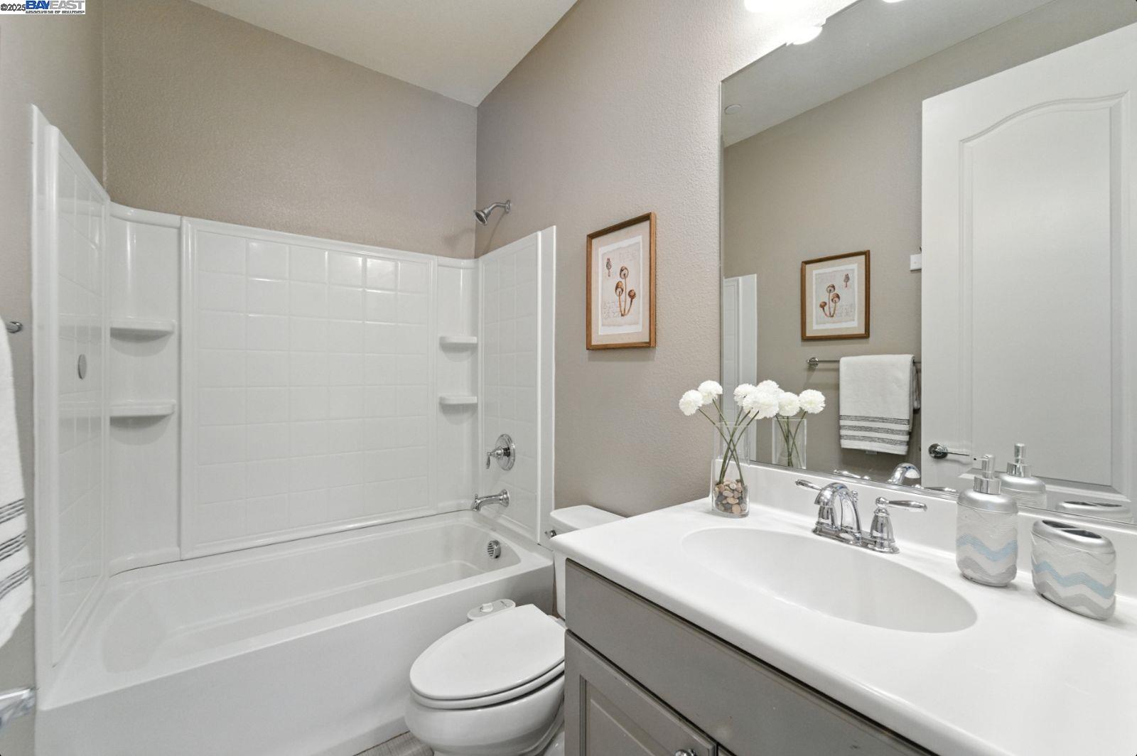 Detail Gallery Image 29 of 48 For 418 Desert Holly St, Milpitas,  CA 95035 - 4 Beds | 3/1 Baths