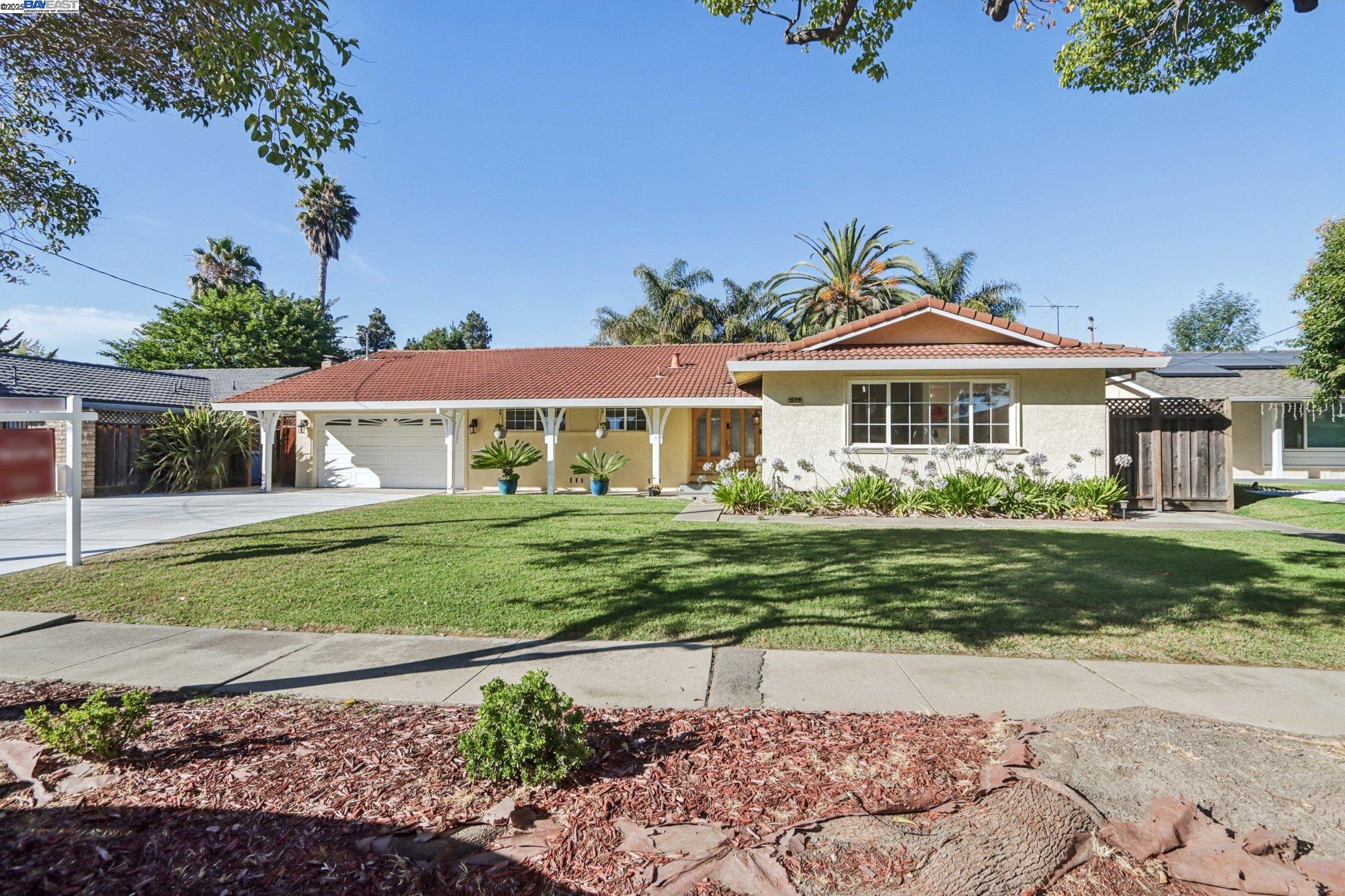 Detail Gallery Image 3 of 60 For 35120 Cardiff Street, Newark,  CA 94560 - 4 Beds | 2 Baths