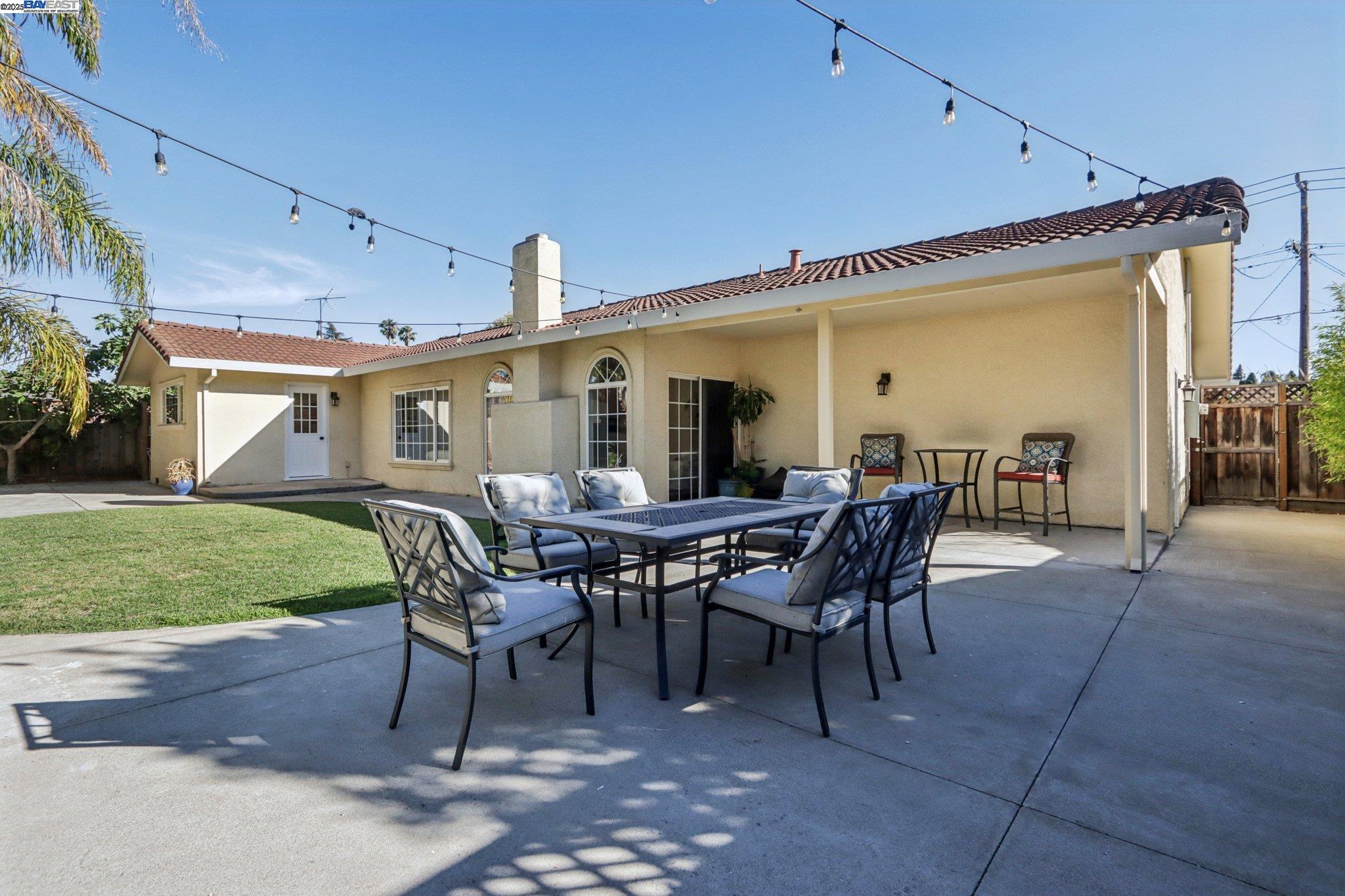 Detail Gallery Image 43 of 60 For 35120 Cardiff Street, Newark,  CA 94560 - 4 Beds | 2 Baths