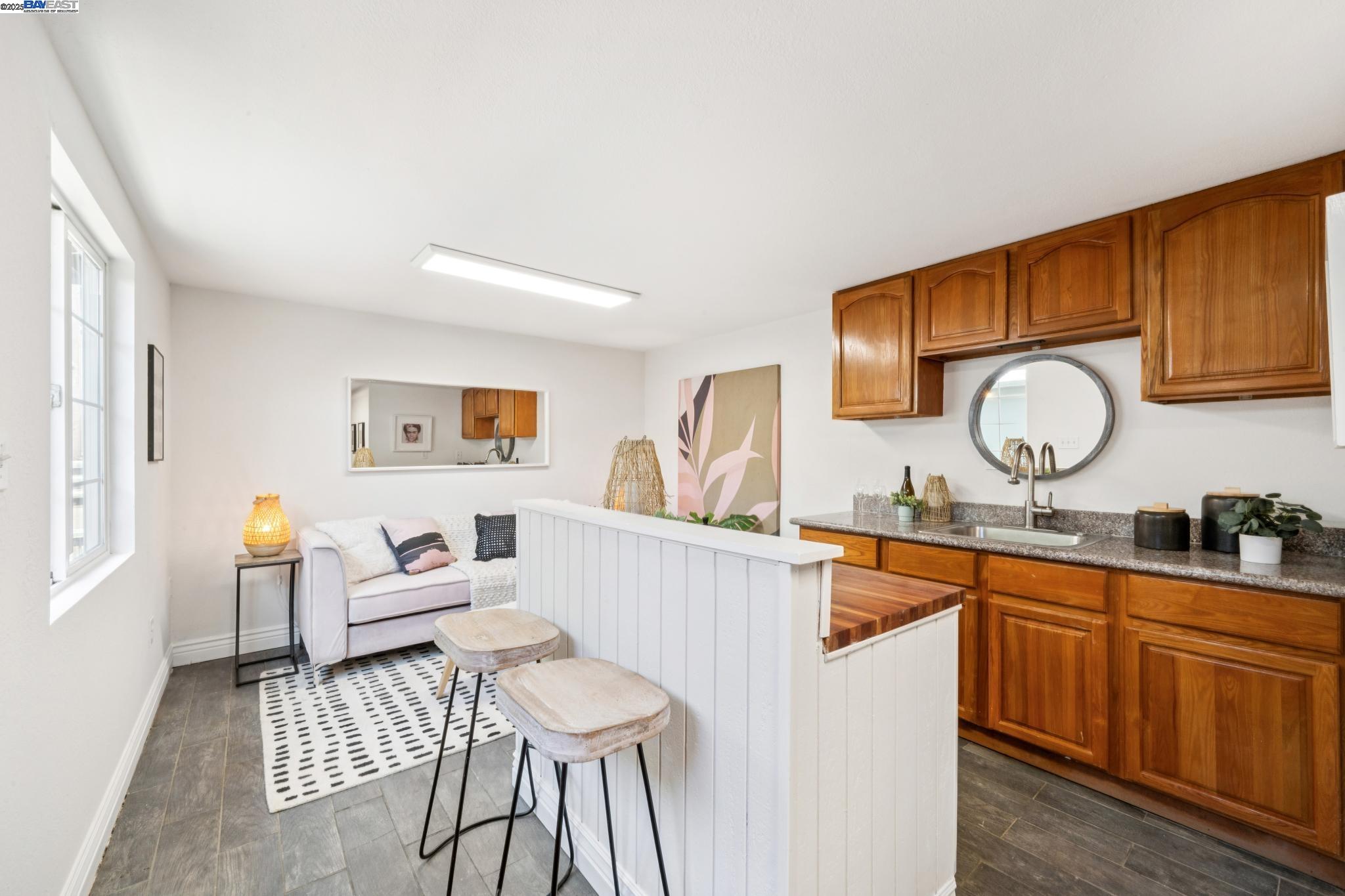 Detail Gallery Image 29 of 55 For 2449 26th Avenue, Oakland,  CA 94601 - 4 Beds | 2 Baths