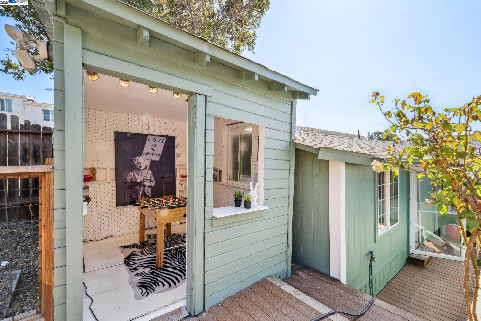 Detail Gallery Image 38 of 55 For 2449 26th Avenue, Oakland,  CA 94601 - 4 Beds | 2 Baths