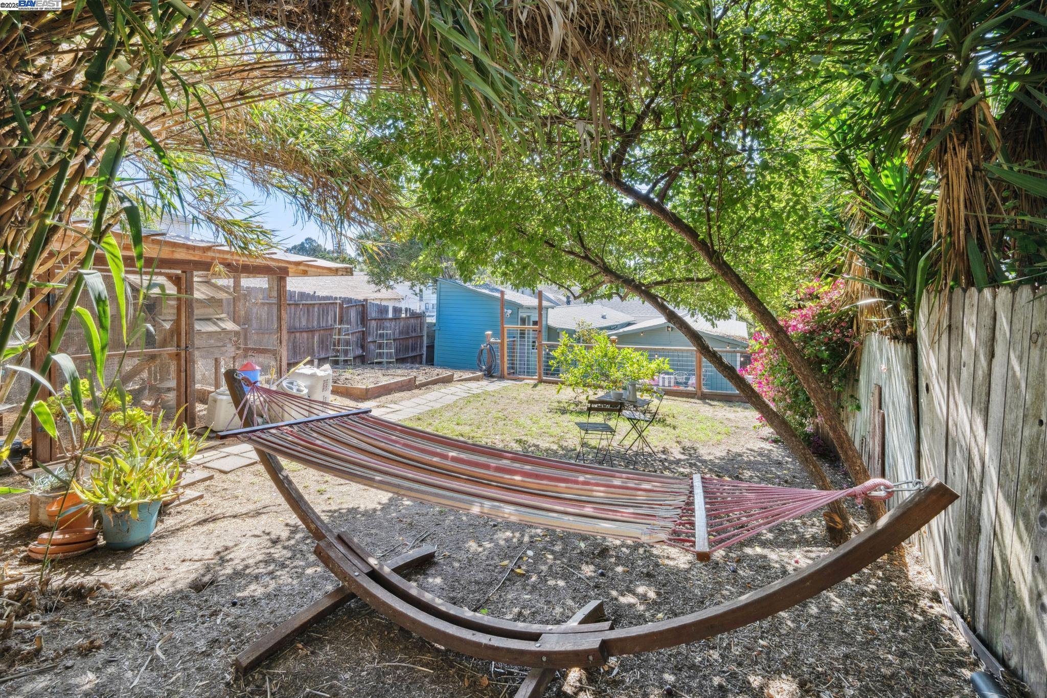 Detail Gallery Image 44 of 55 For 2449 26th Avenue, Oakland,  CA 94601 - 4 Beds | 2 Baths
