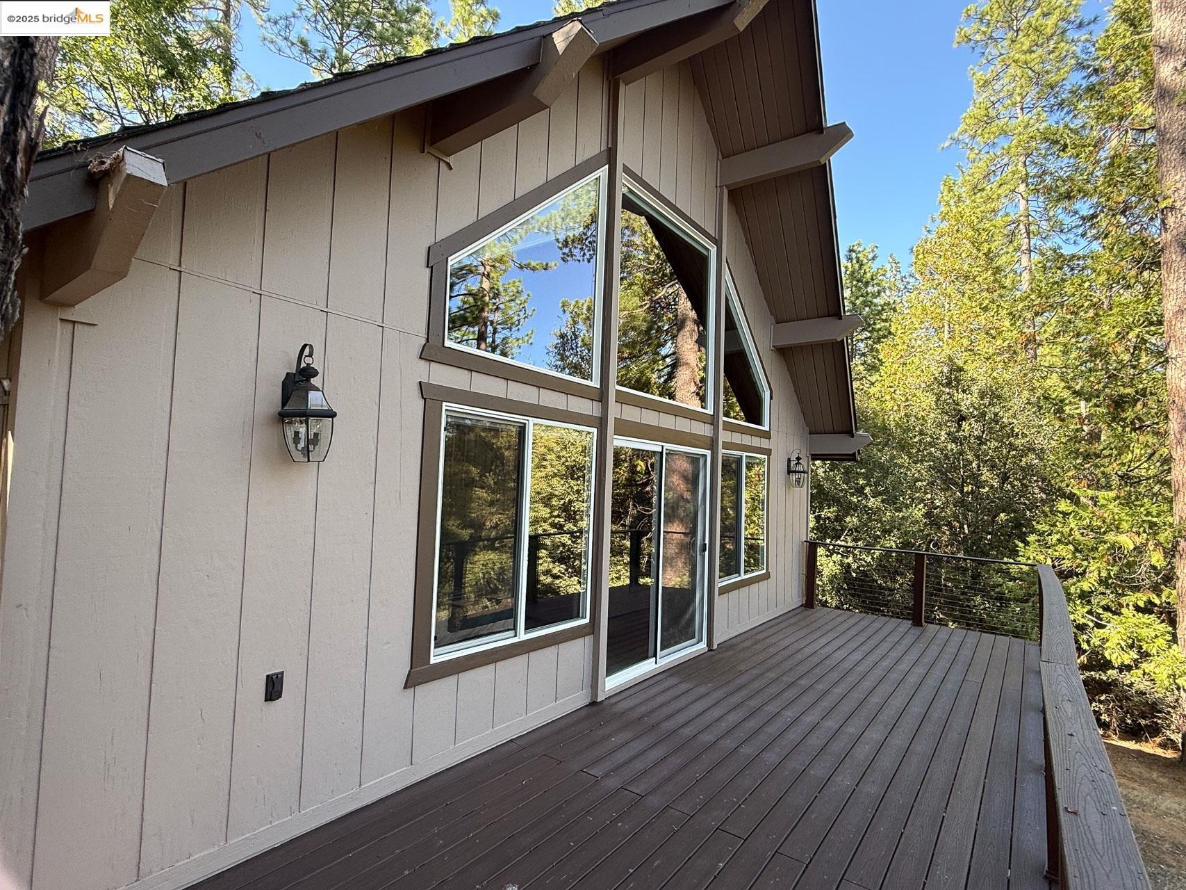 Detail Gallery Image 1 of 28 For 23755 Stage Coach Dr, Sonora,  CA 95370 - 3 Beds | 1 Baths