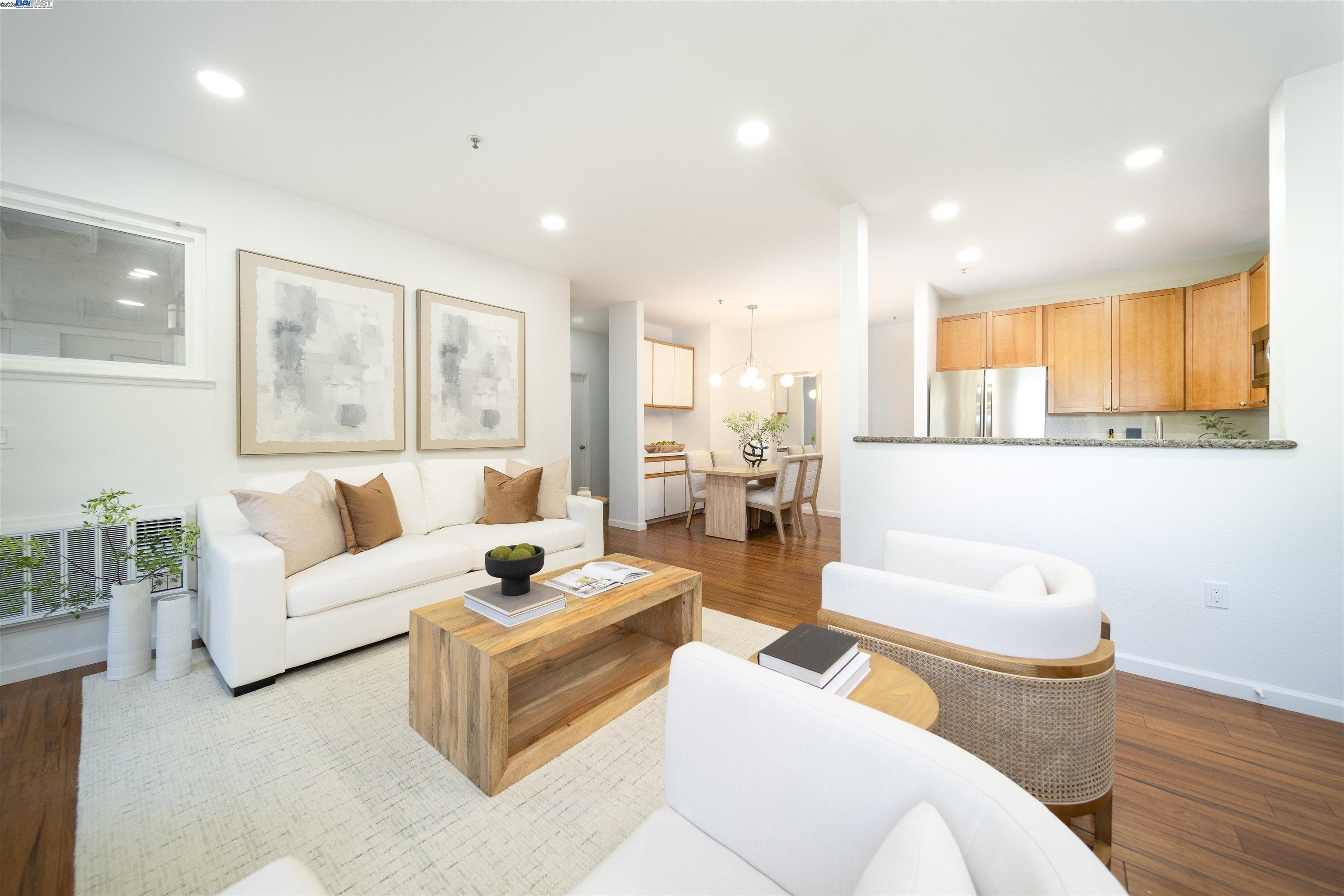 MLS: 41107372 Condo For Sale