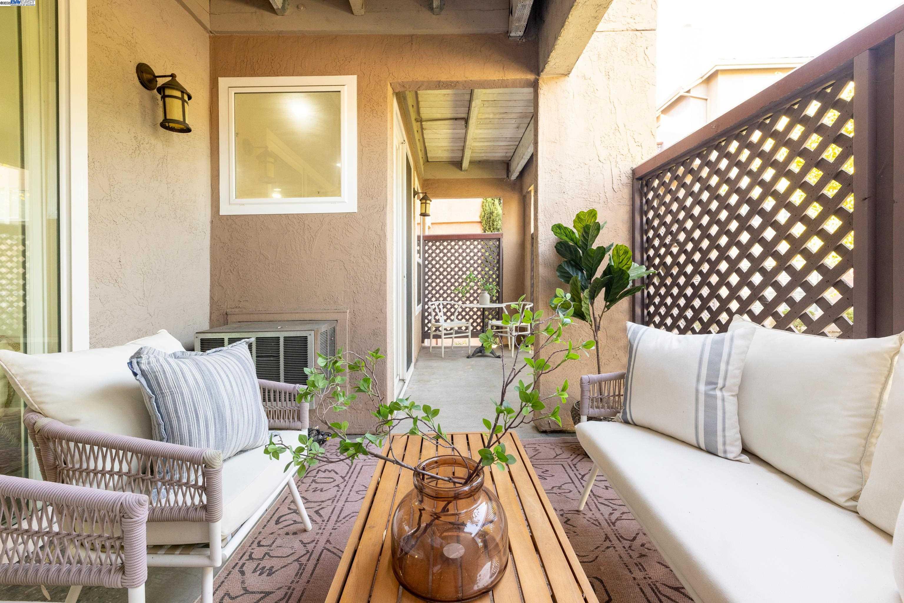 Detail Gallery Image 17 of 29 For 3695 Stevenson Blvd #144,  Fremont,  CA 94538 - 3 Beds | 3 Baths