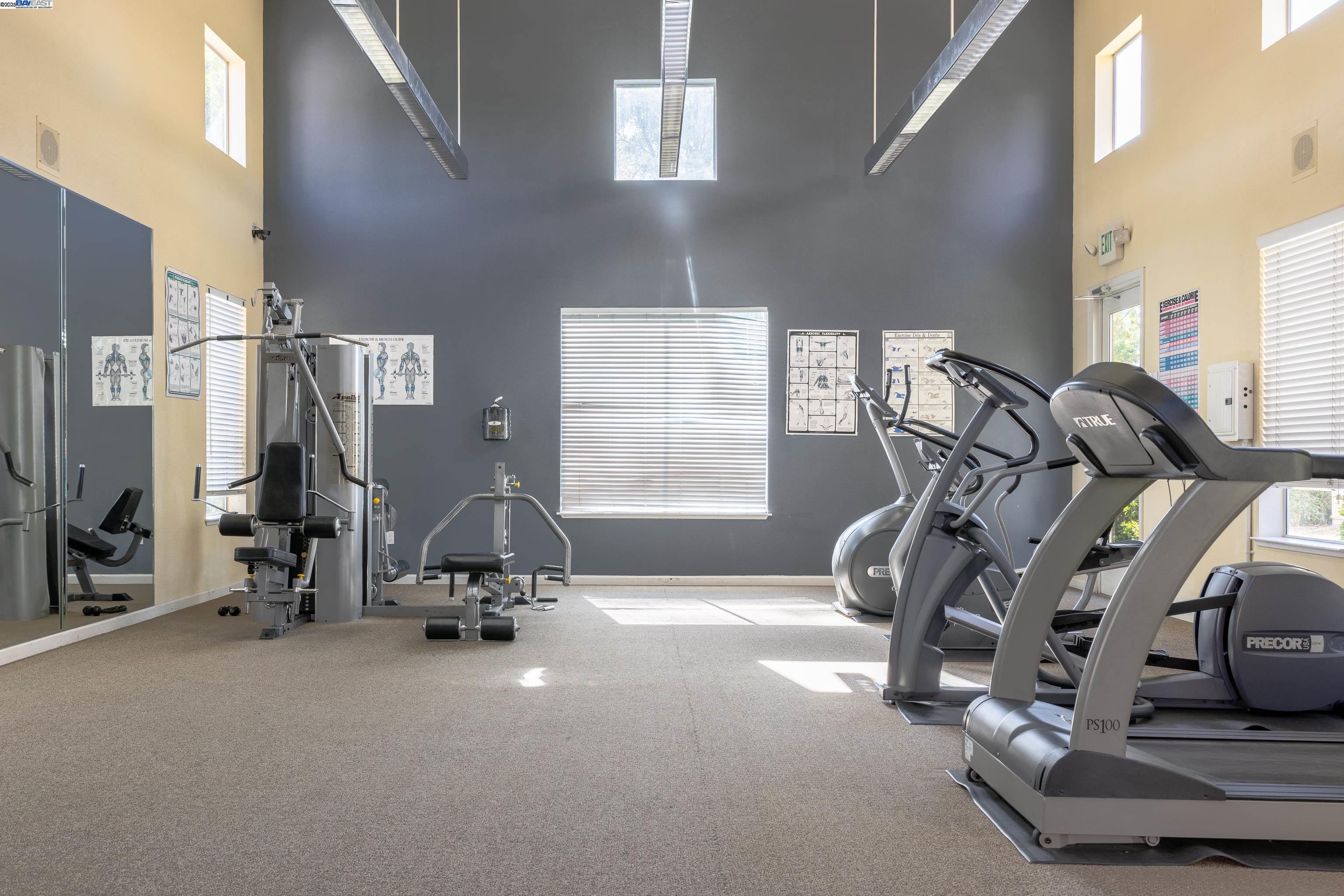 Detail Gallery Image 24 of 29 For 3695 Stevenson Blvd #144,  Fremont,  CA 94538 - 3 Beds | 3 Baths